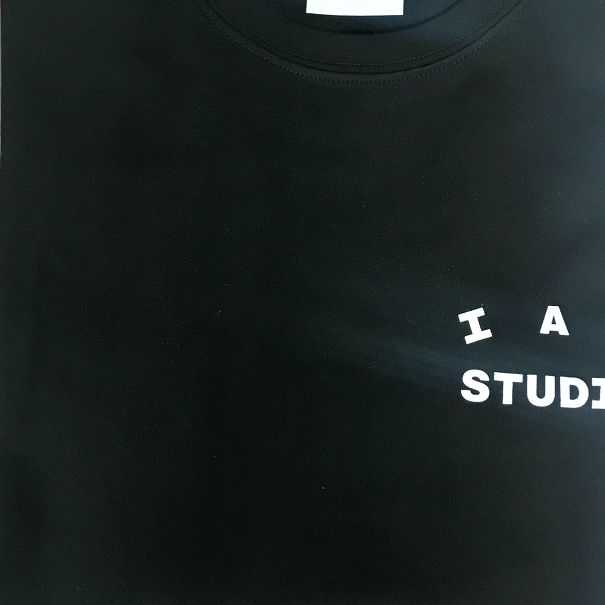 IAB Studio Basic T-Shirt Black White 착용 스타일
