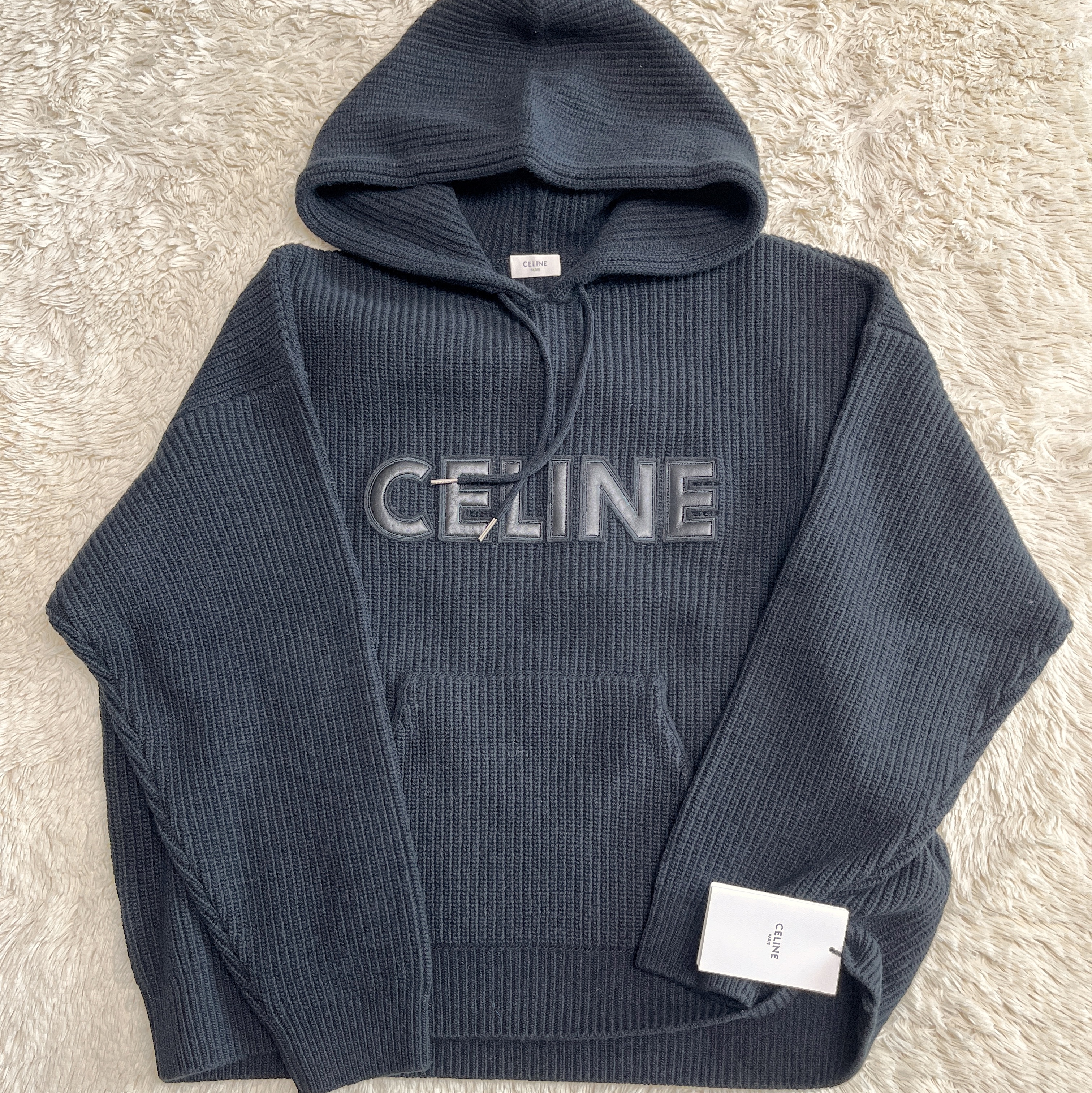 Celine Sweater with Hood in Monochromic Wool Black 착용 스타일