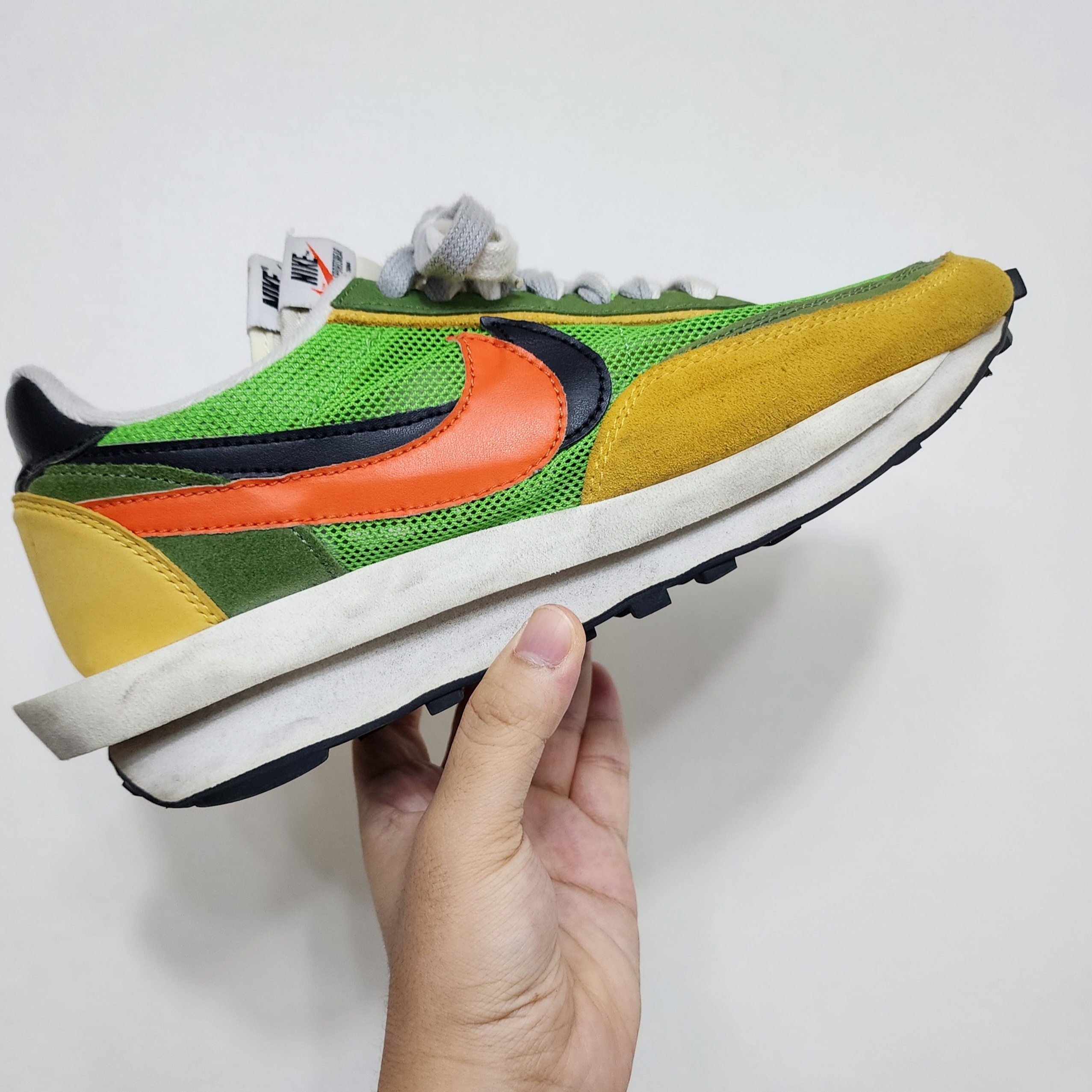 Nike x Sacai LDWaffle Green Multi 착용 스타일