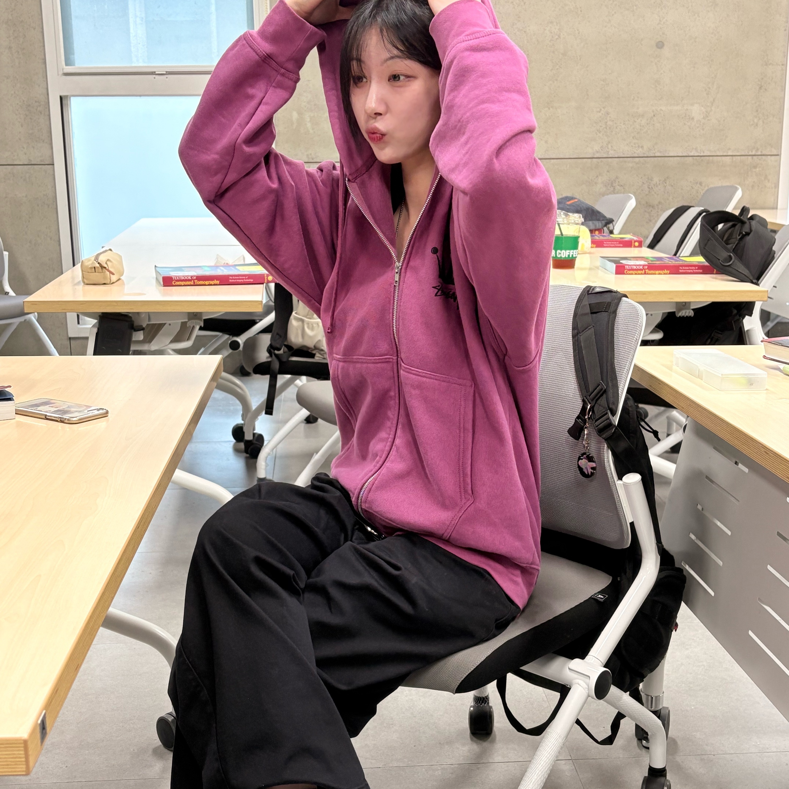 Stussy Regal Crown Zip Hoodie Berry, Uniqlo U Wide FIt Chino Pants Black 착용 스타일 - 2