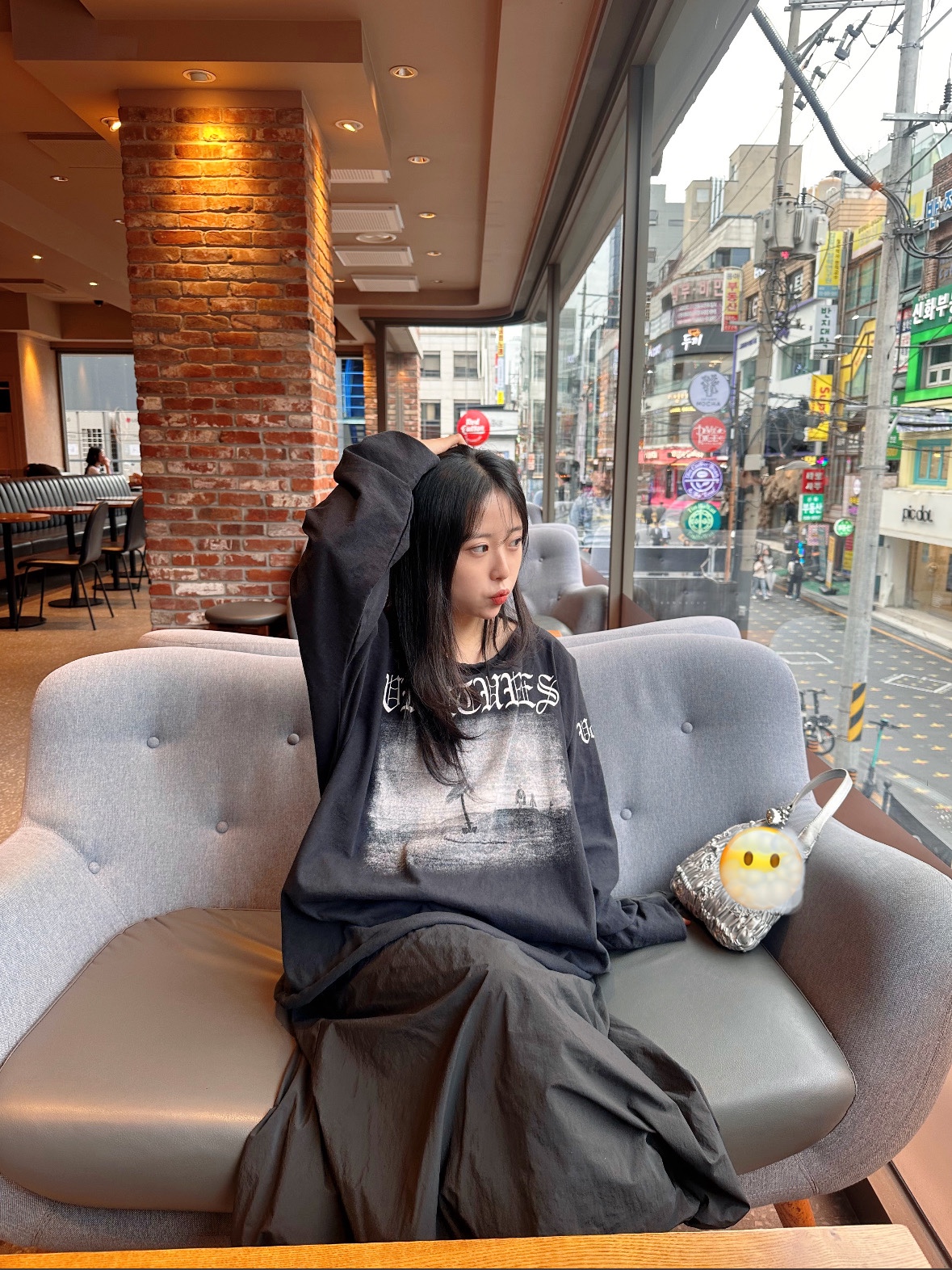 Yeezy Vultures Long T-Shirt Black 착용 스타일