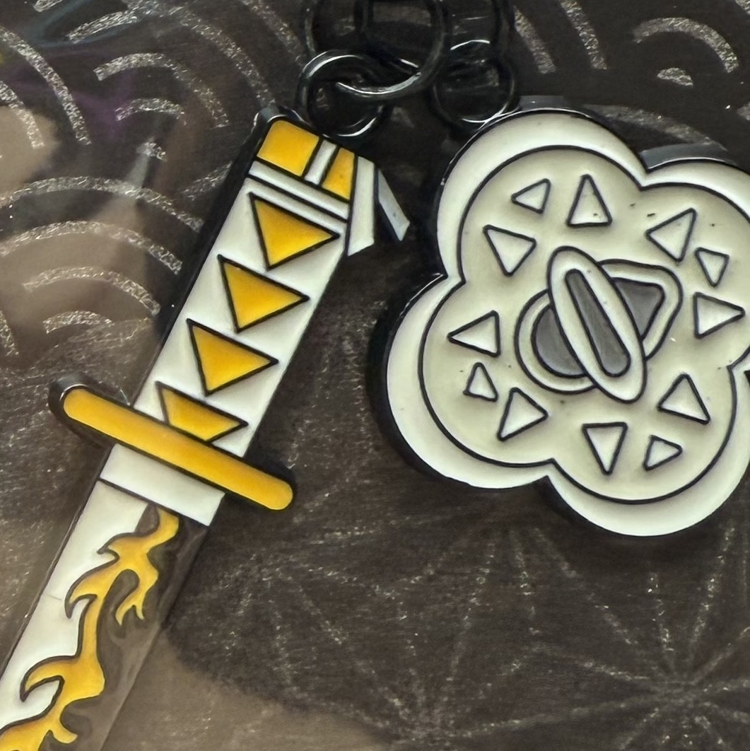 Demon Slayer Kimetsu No Yaiba Nichirin Sword Keyring Agatsuma Zenitsu 착용 스타일