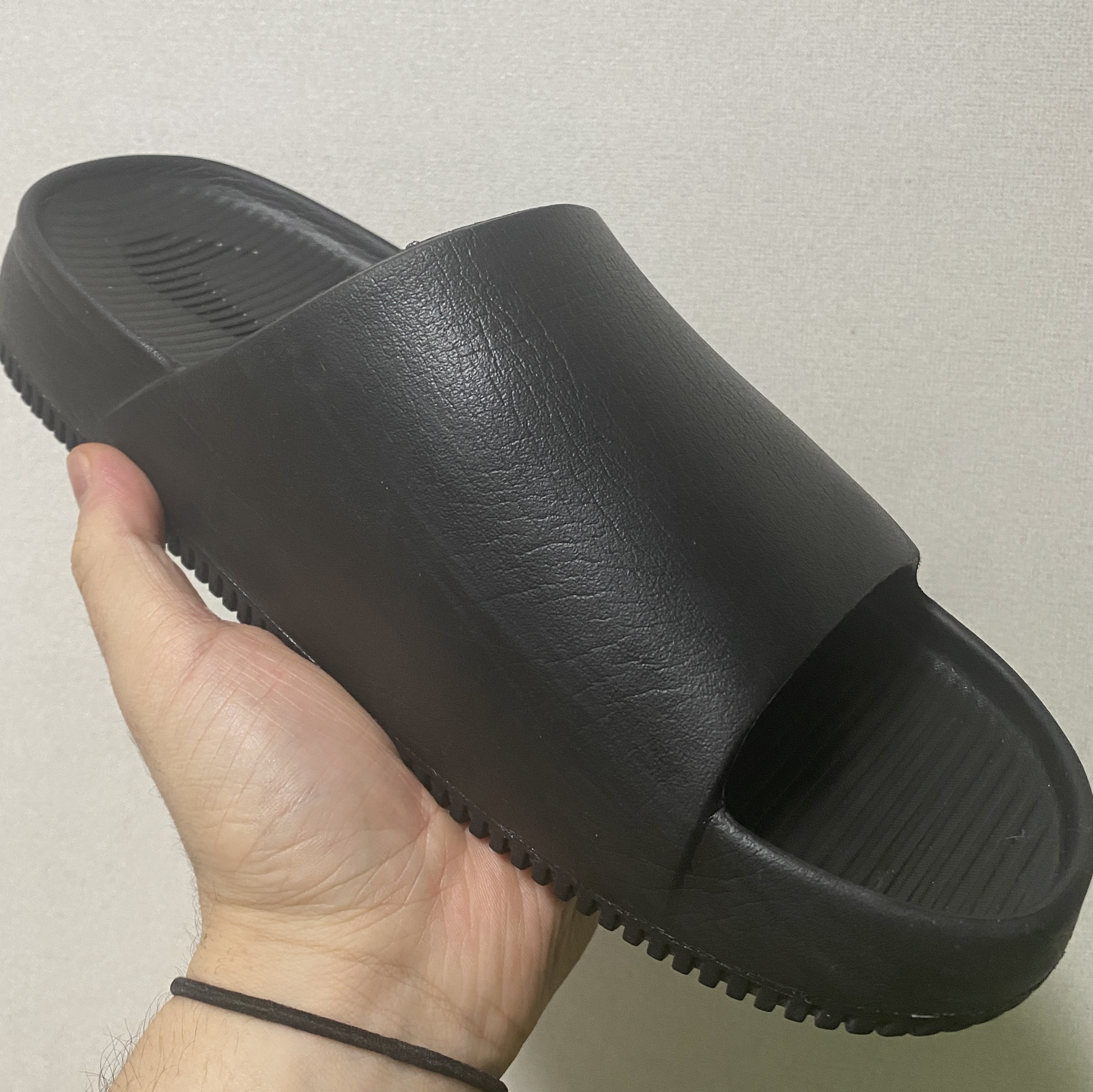 Nike Calm Slide Black 착용 스타일
