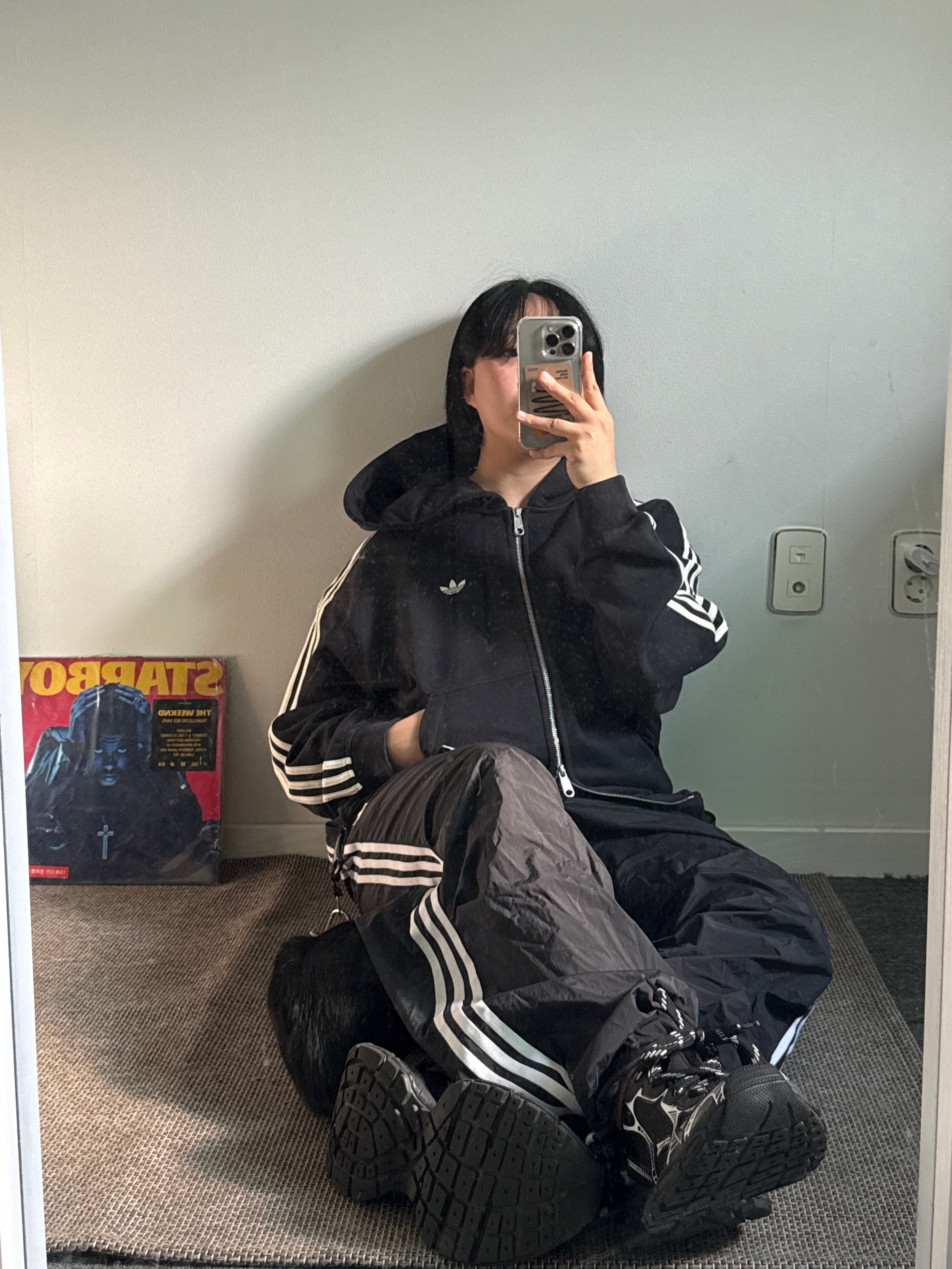 Adidas 3-Stripes Full-Zip Hoodie Black Cream White - KR Sizing, Balenciaga 3XL Sneakers Black White 착용 스타일