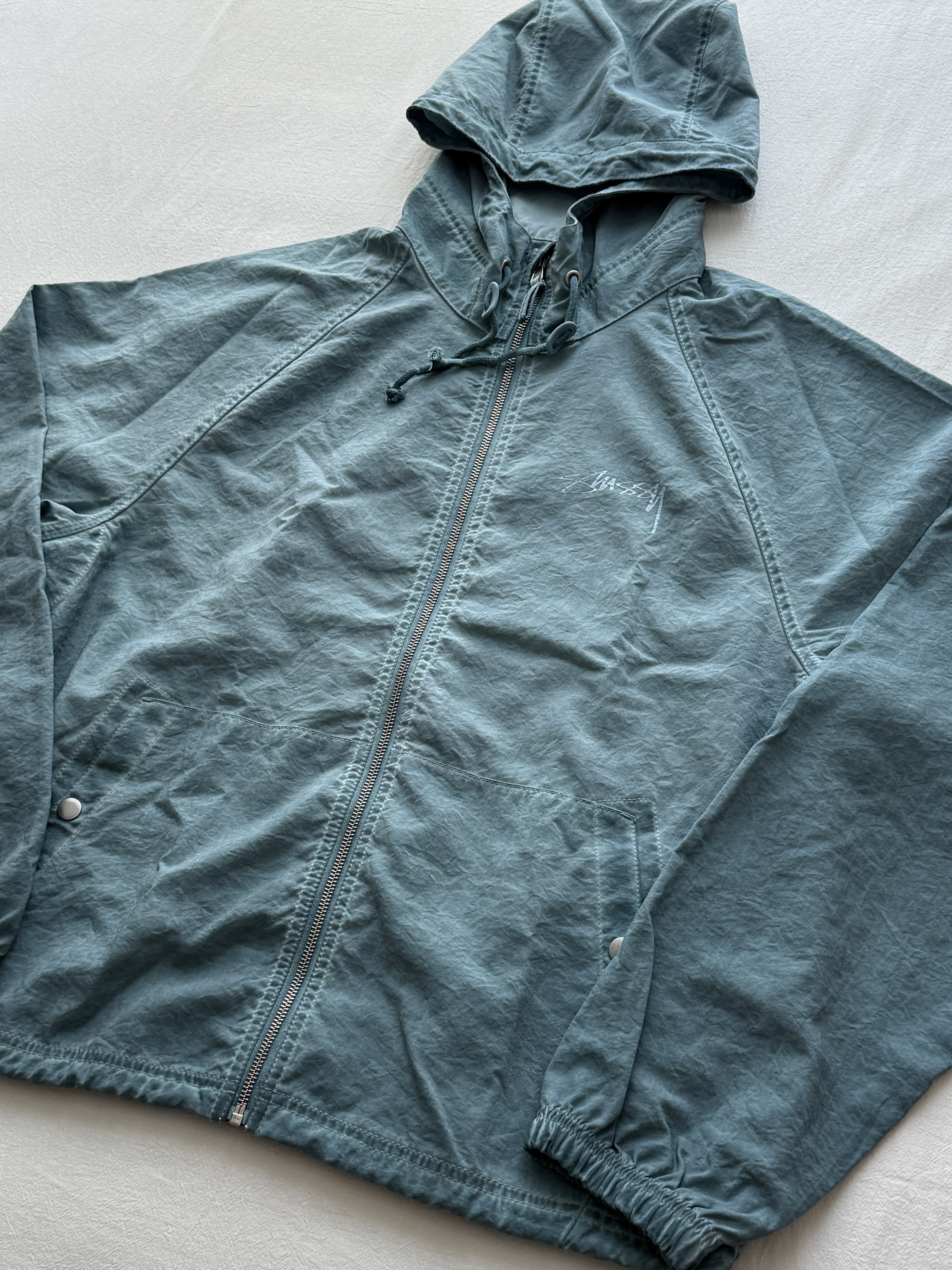Stussy Beach Shell Garment Dyed Blue 착용 스타일 - 3