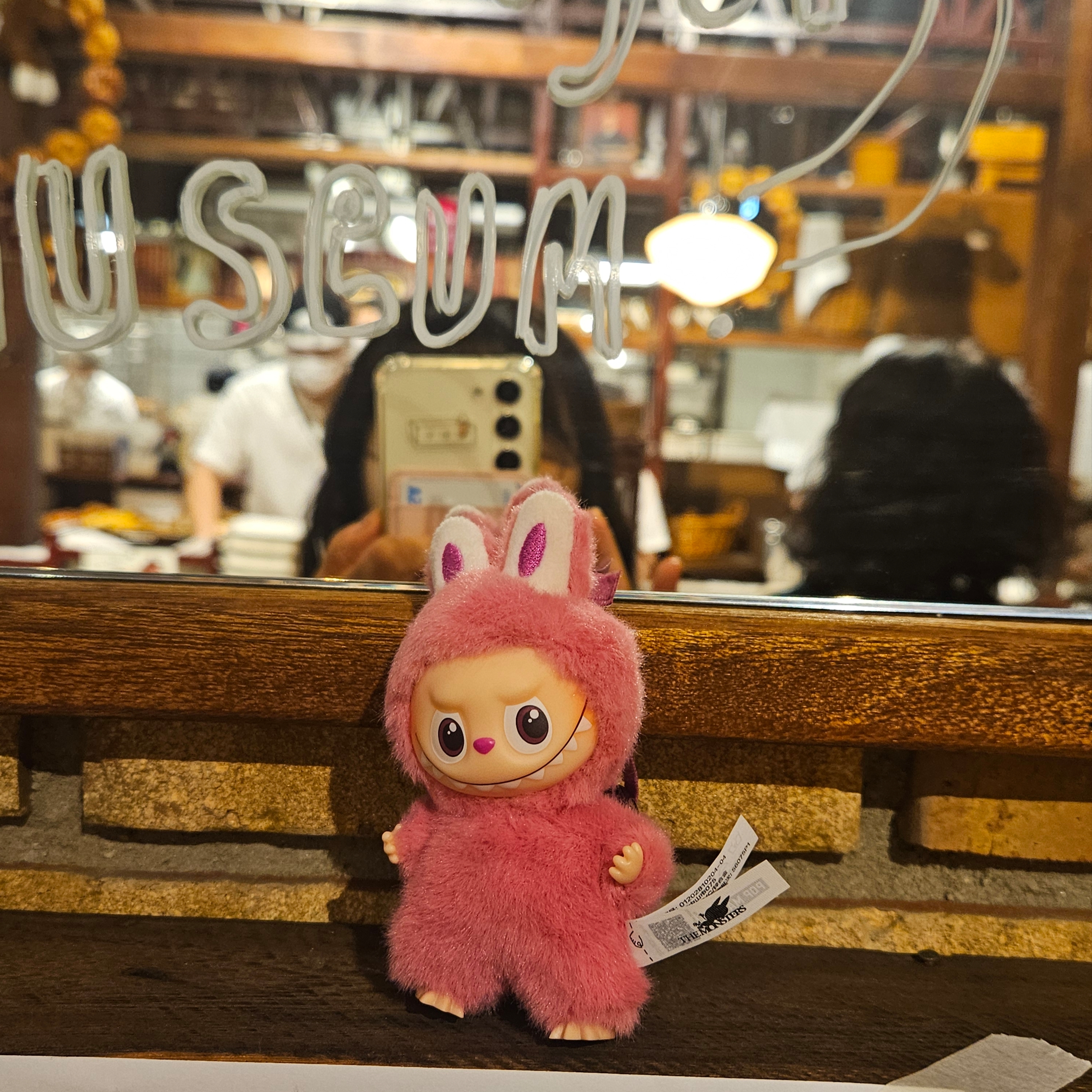Pop Mart Labubu The Monsters Pin For Love Series Vinyl Plush Pendant (N-Z) Q (Opened Case), Pop Mart Labubu The Monsters Pin For Love Series Vinyl Plush Pendant (N-Z) Y (Opened Case) 착용 스타일 - 8