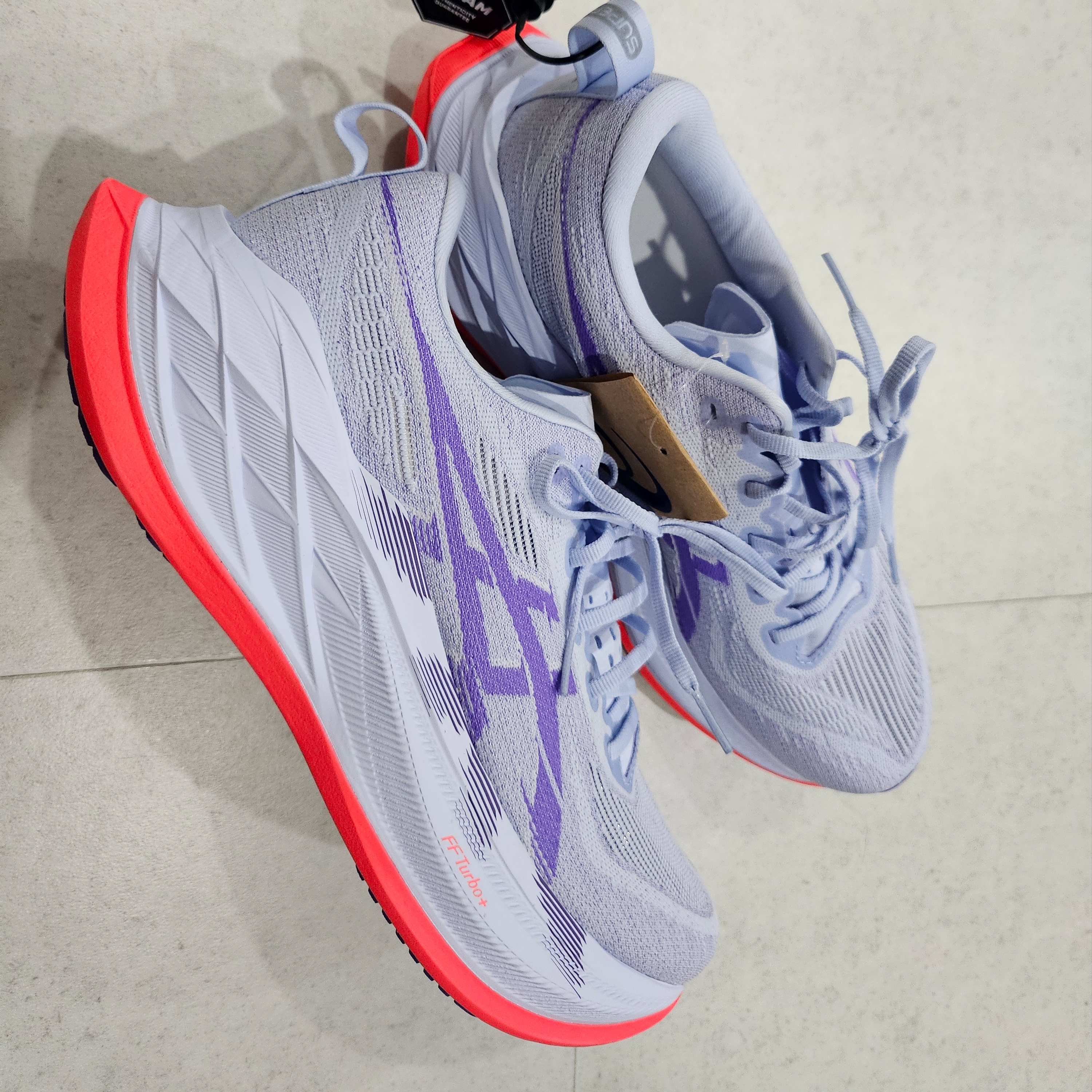 Asics Superblast 2 Blue Fade Edo Purple 착용 스타일 - 1
