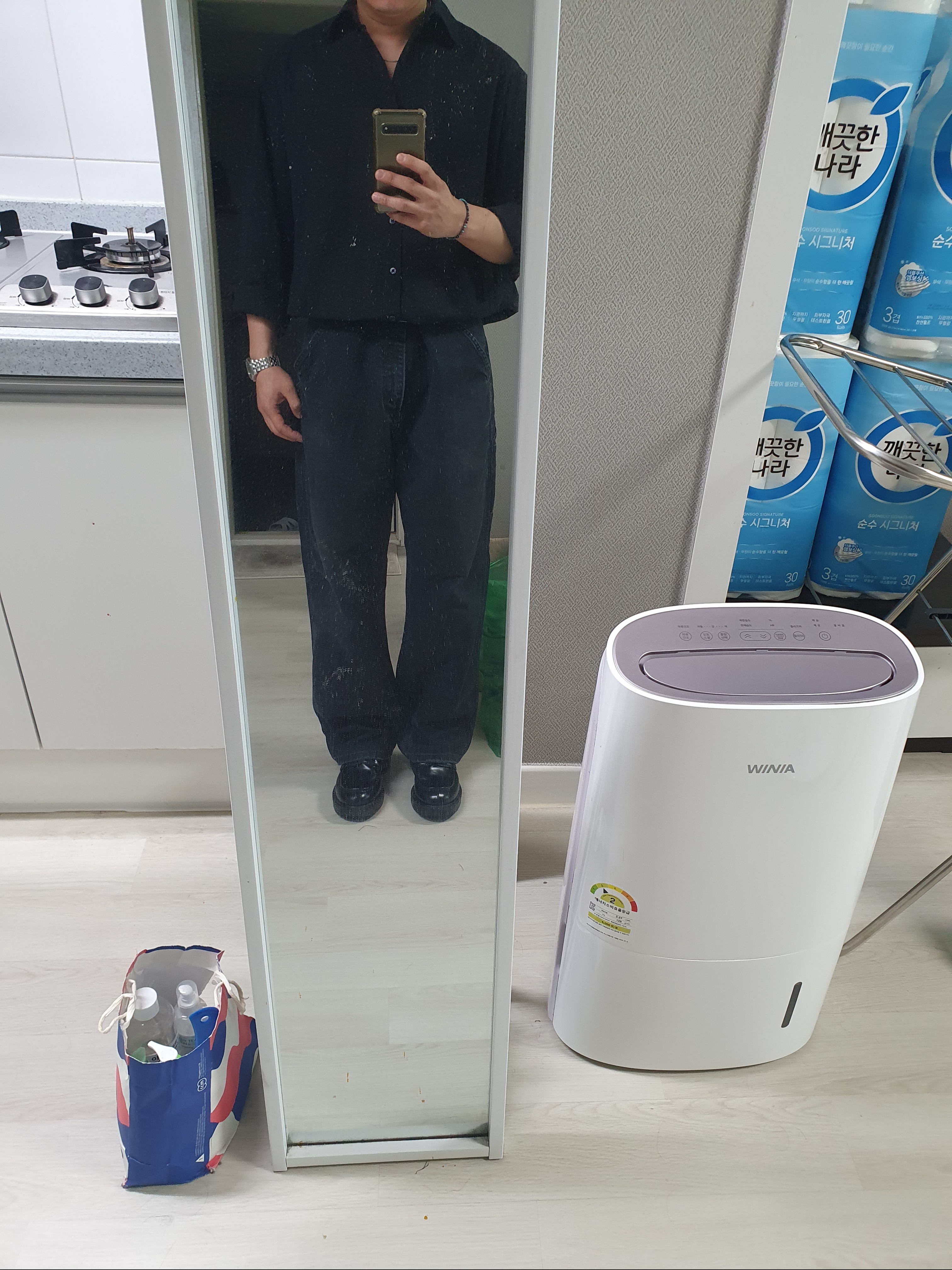 Prada Chocolate Brushed Leather Loafers Black 착용 스타일