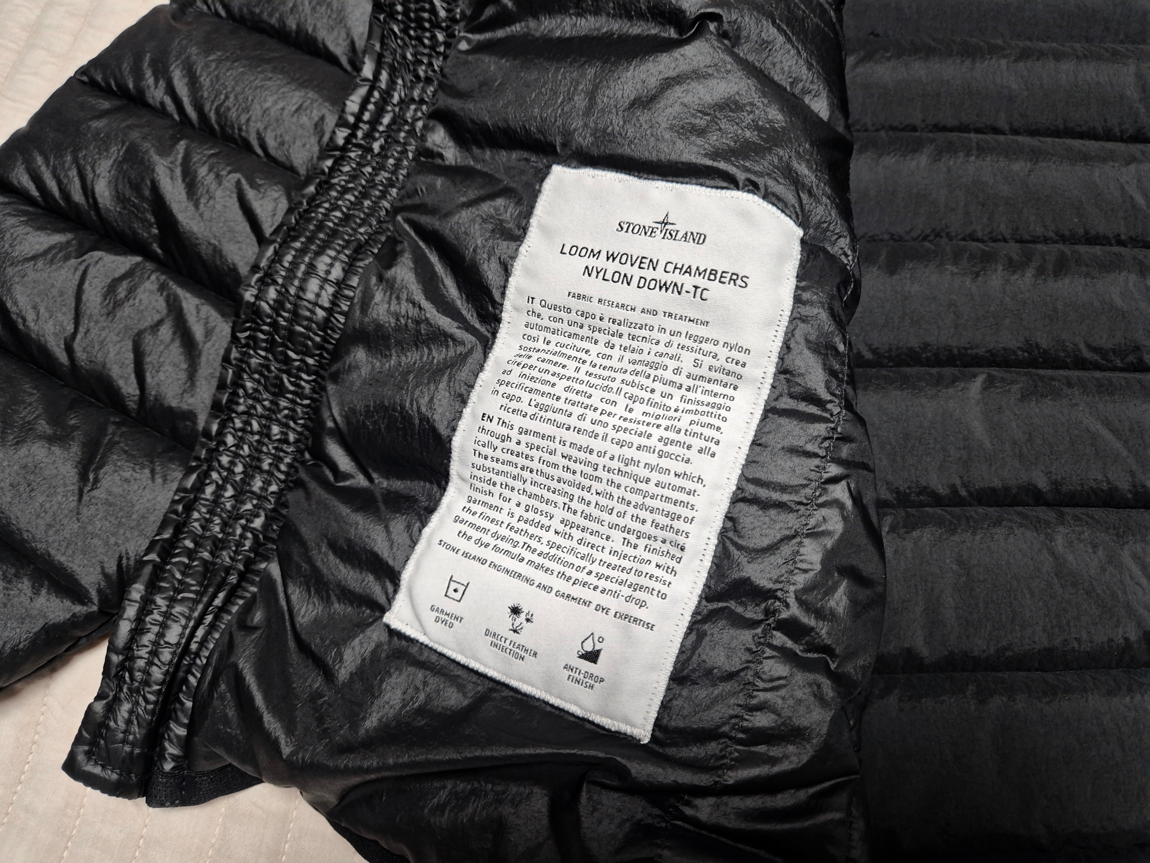 Stone Island 4100403 Loom Woven Chambers Nylon Down-TC Jacket Black - 25SS 착용 스타일 - 3
