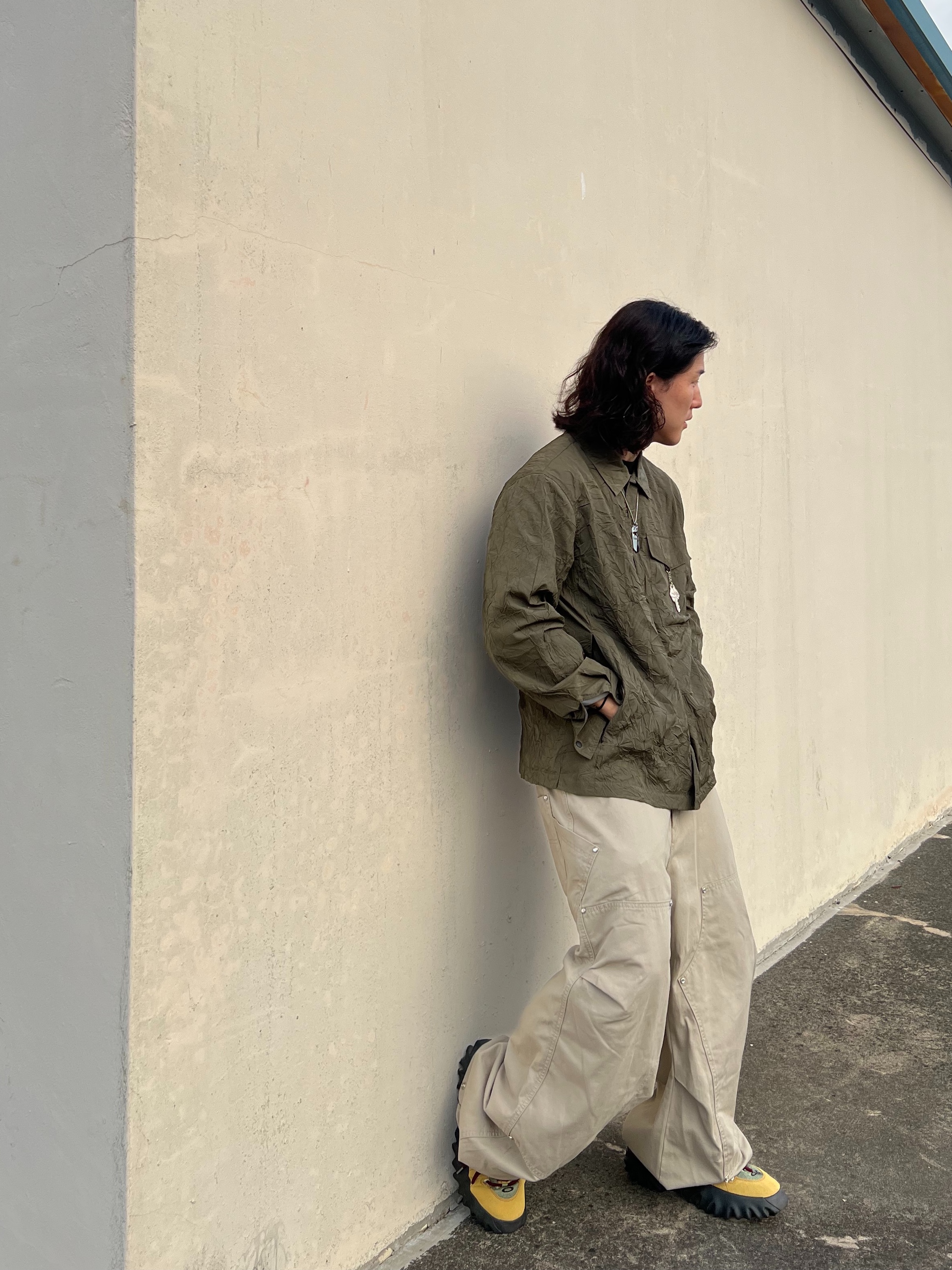 Oakley Factory Team Suede Flesh Edge Boots Yellow, Kamien x MJD Double Hole Belt Black Shearling Calfskin 착용 스타일 - 6