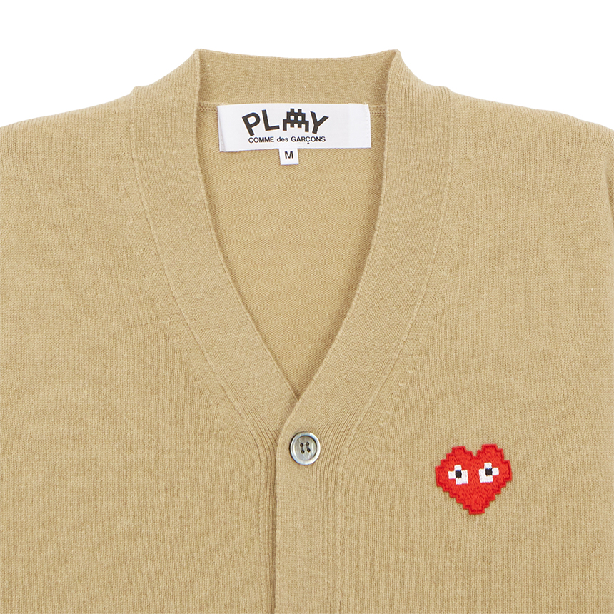 [25% 쿠폰] 플레이 꼼데가르송 x 인베이더 니트 가디건 카멜([25% 쿠폰] Play Comme des Garcons x Invader Knit Cardigan Camel) - 4