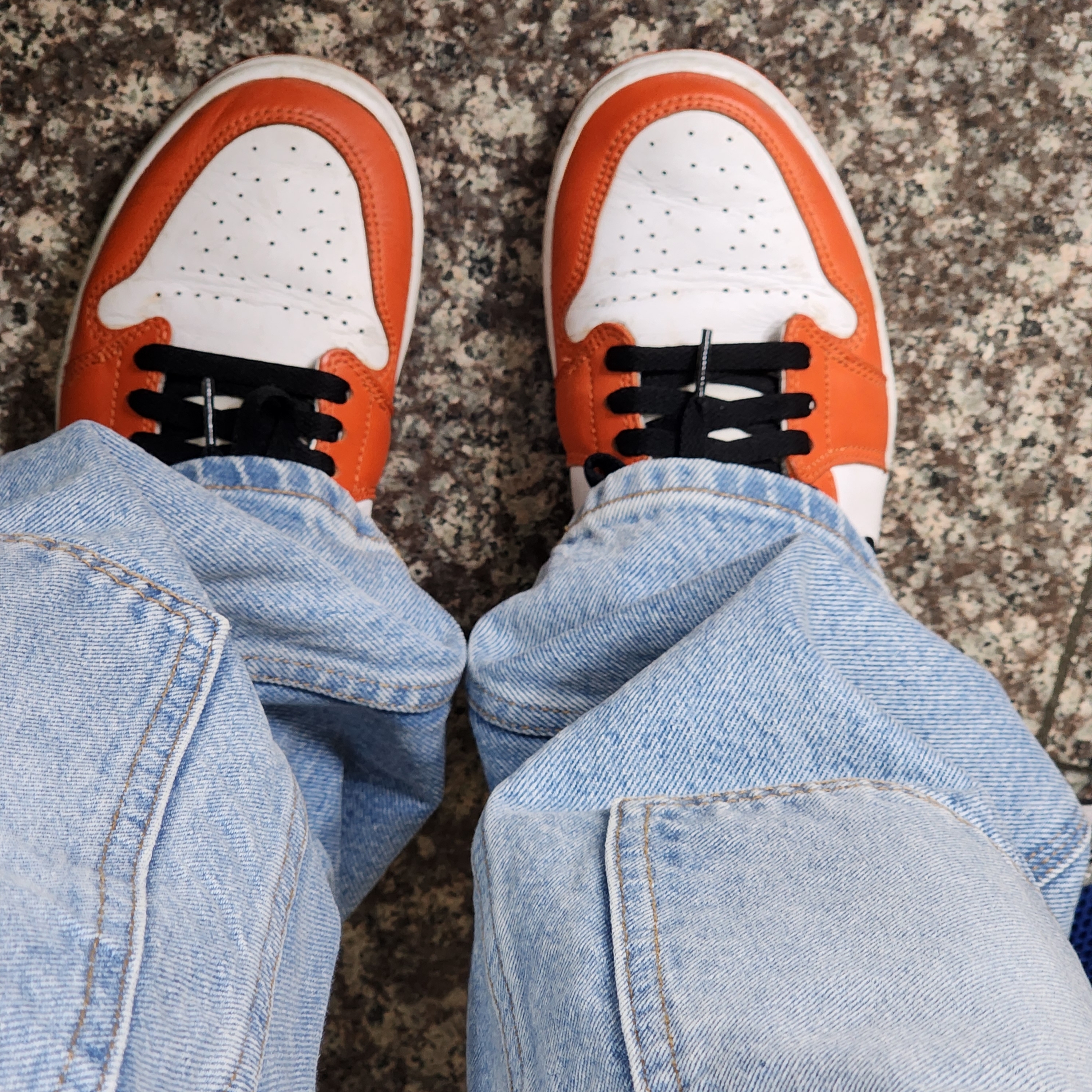 Jordan 1 Low OG Starfish, Supreme Double Knee Painter Pant Washed Blue - 23SS 착용 스타일