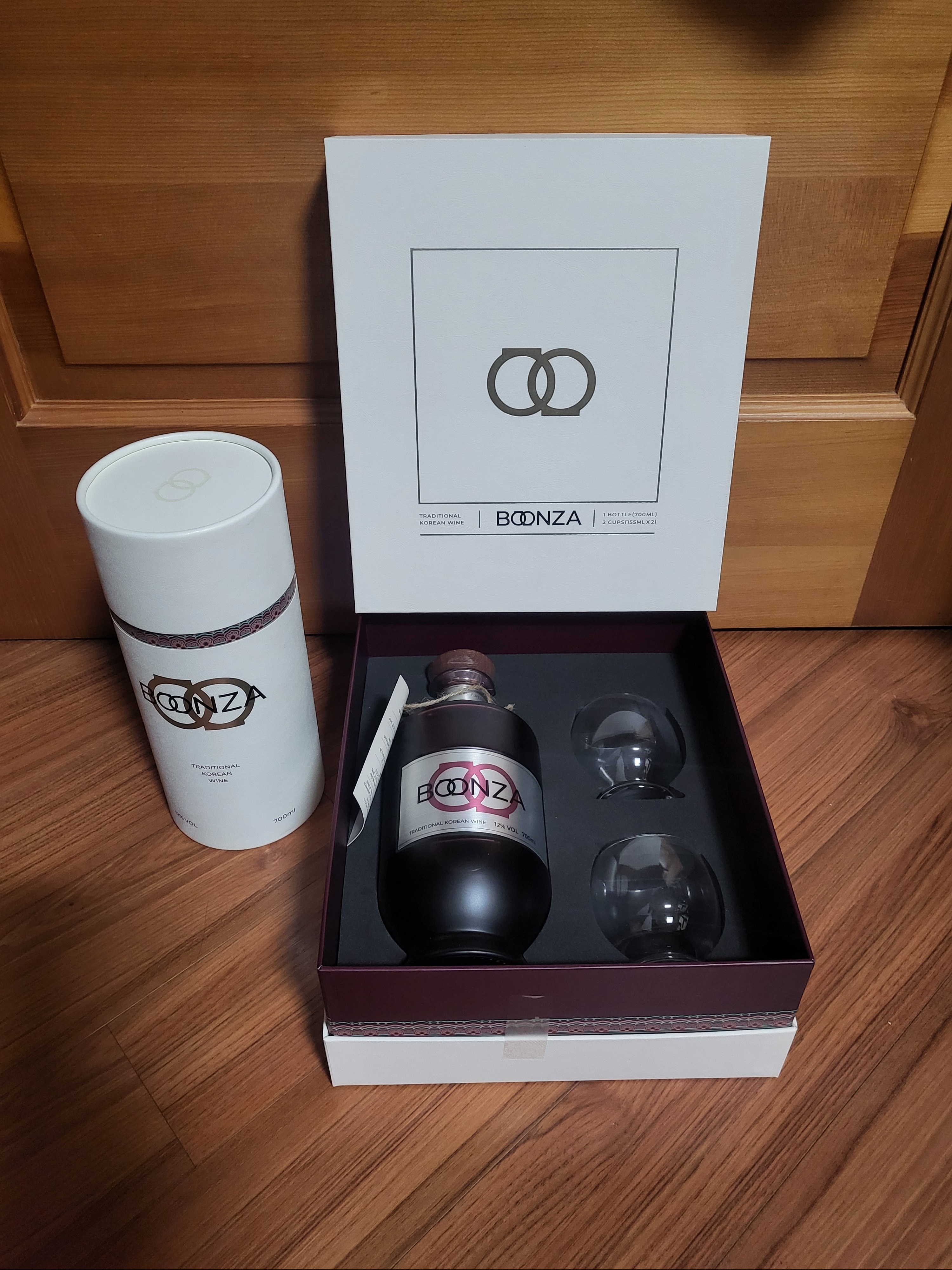 BOONZA  THE VINTAGE  GIFT SET, ABV 12%, 700ml, BOONZA 12% 700ml 착용 스타일