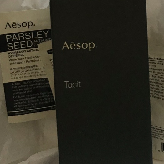 Aesop Tacit Eau De Parfum 50ml 착용 스타일