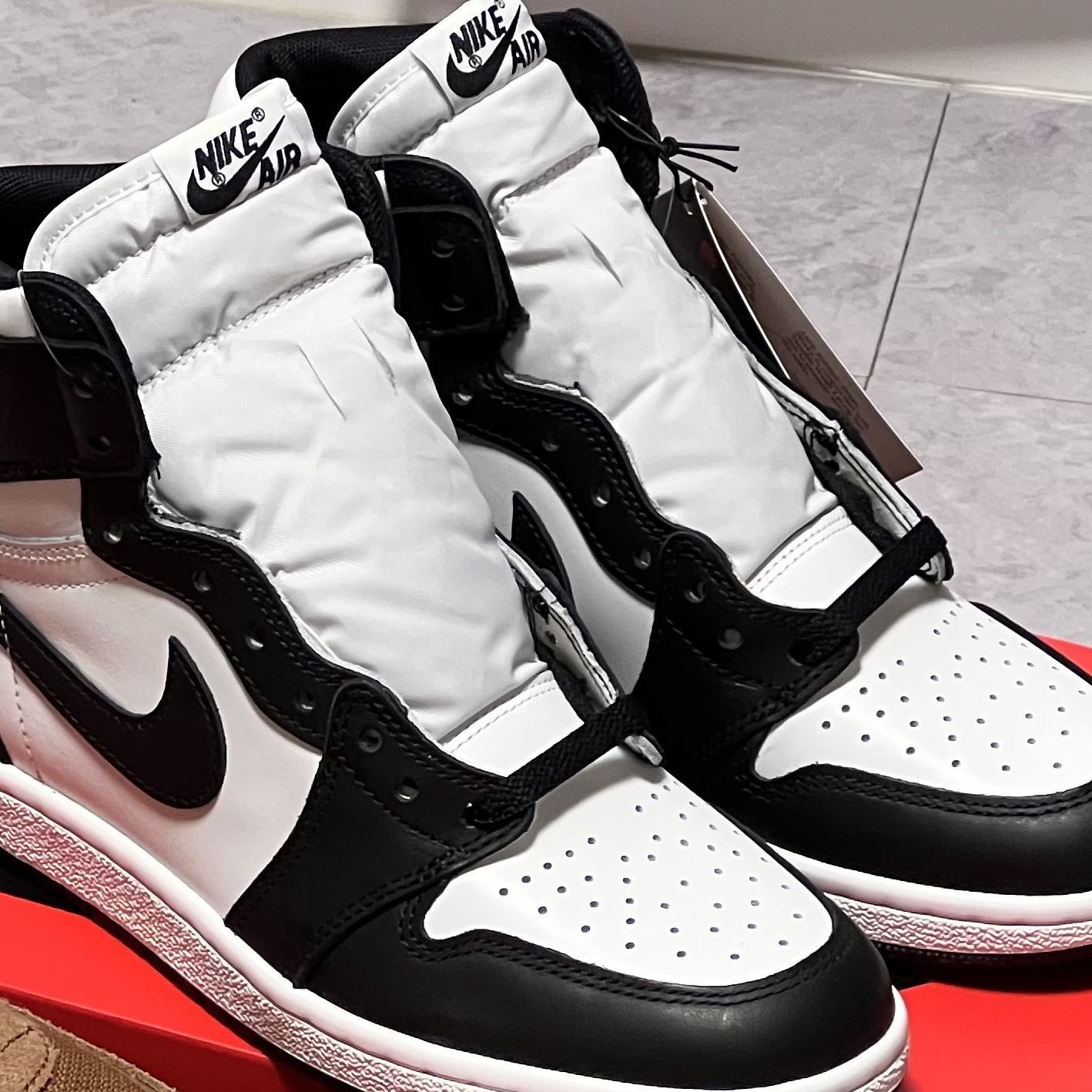 Jordan 1 High 85 Black White 착용 스타일
