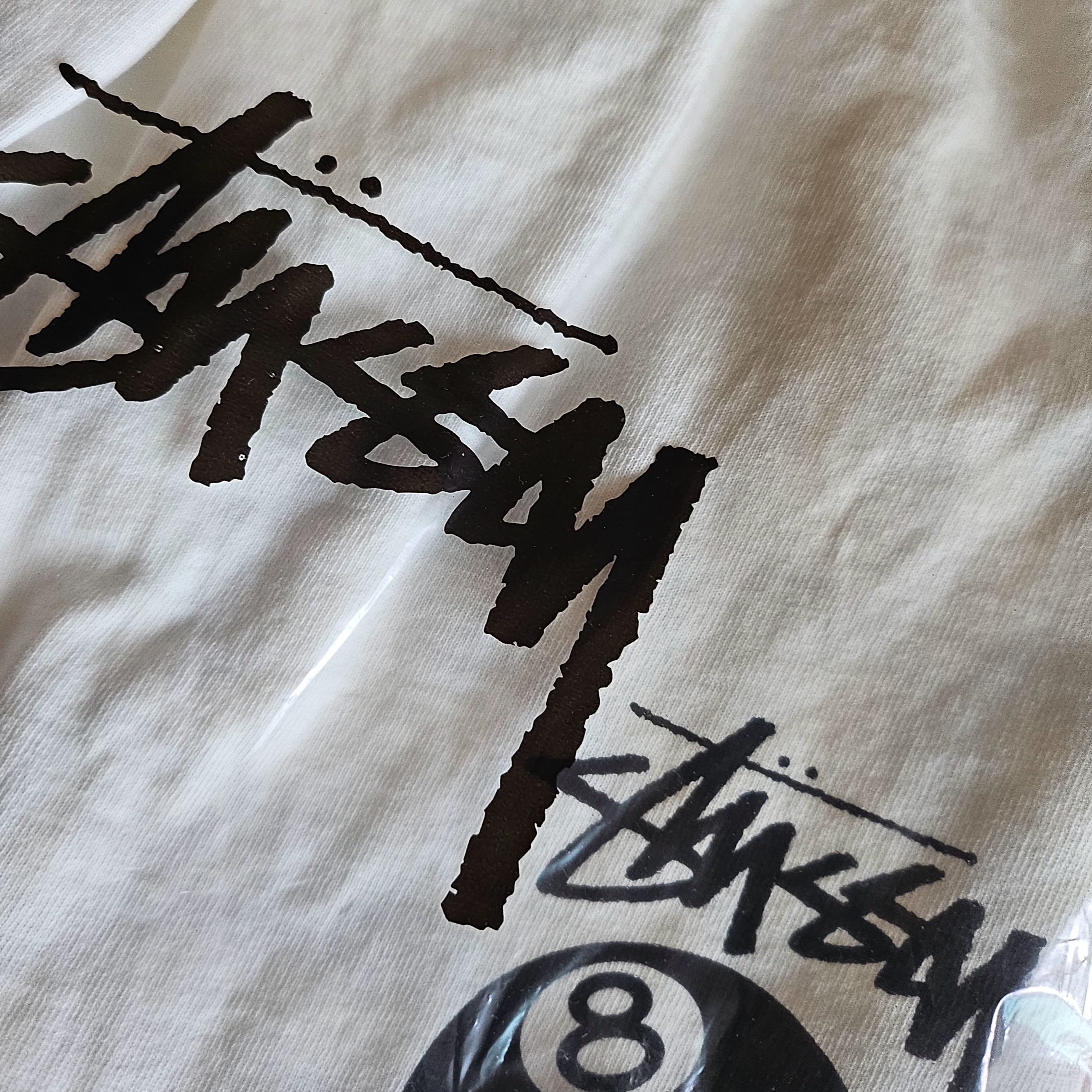 Stussy 8 Ball Pigment Dyed T-Shirt Natural 착용 스타일