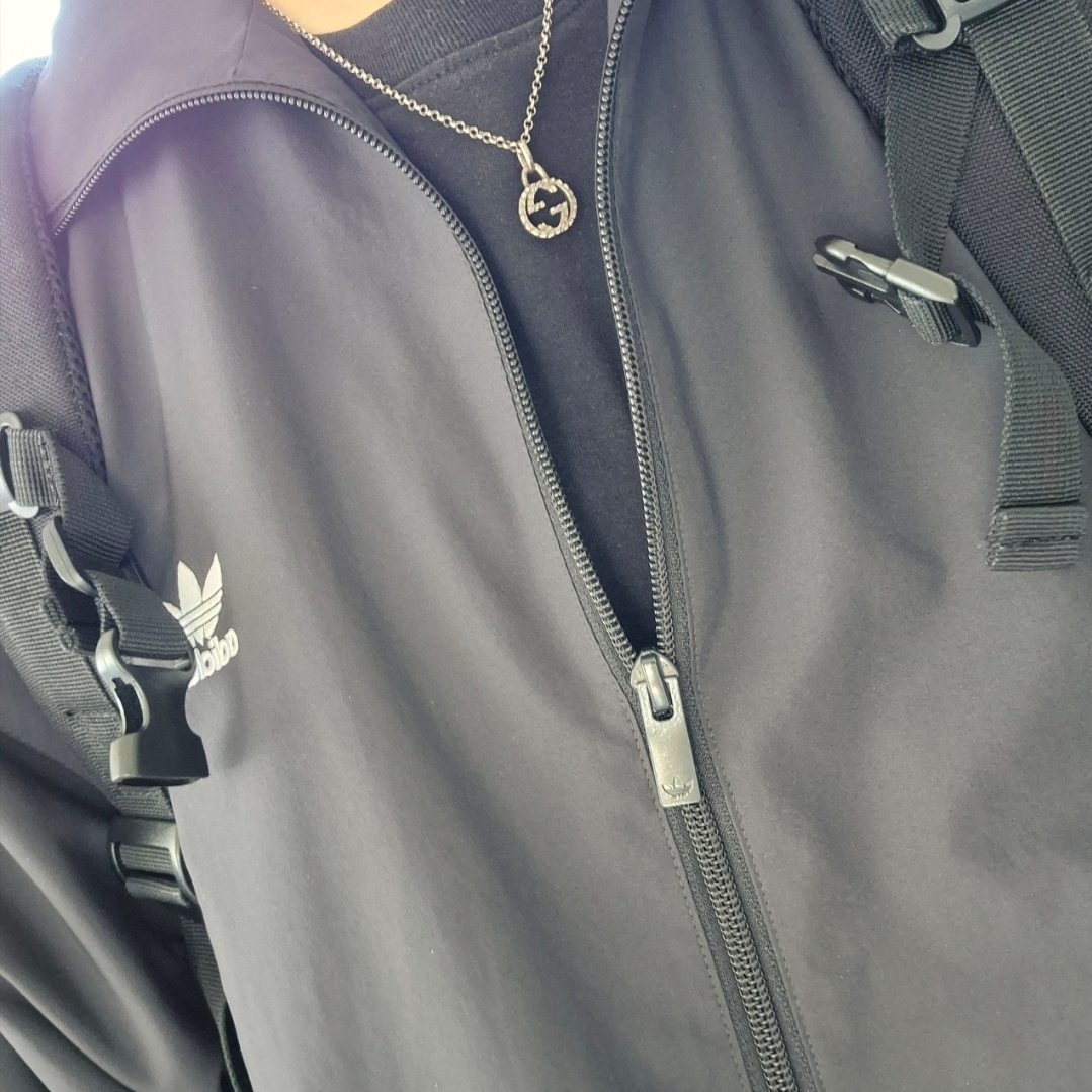 Gucci Interlocking G Pendant Necklace Silver, (W) Adidas Adilenium Season 2 Oversized Zip Track Top Gender Neutral Black - KR Sizing 착용 스타일