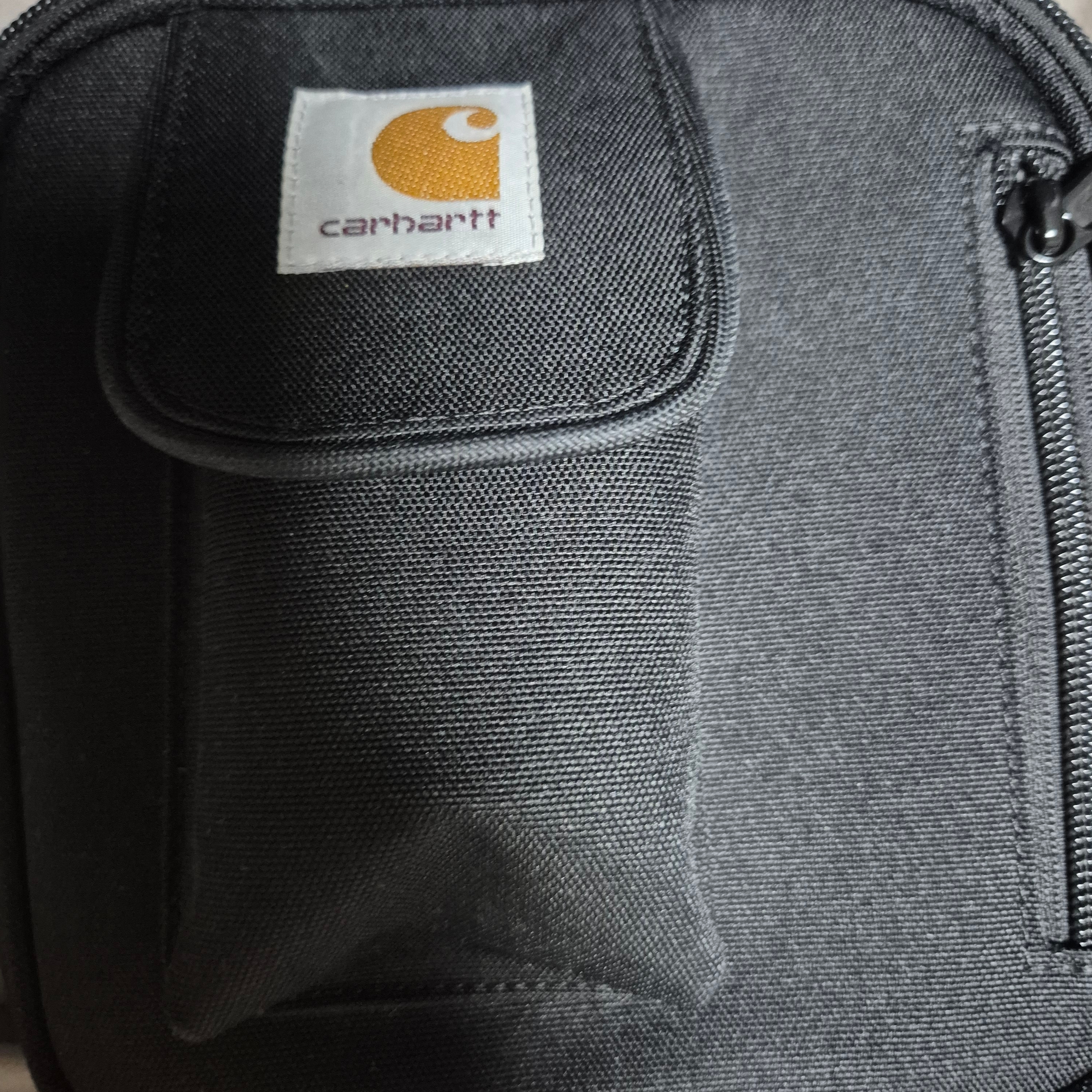 Carhartt WIP Essentials Bag Black 착용 스타일
