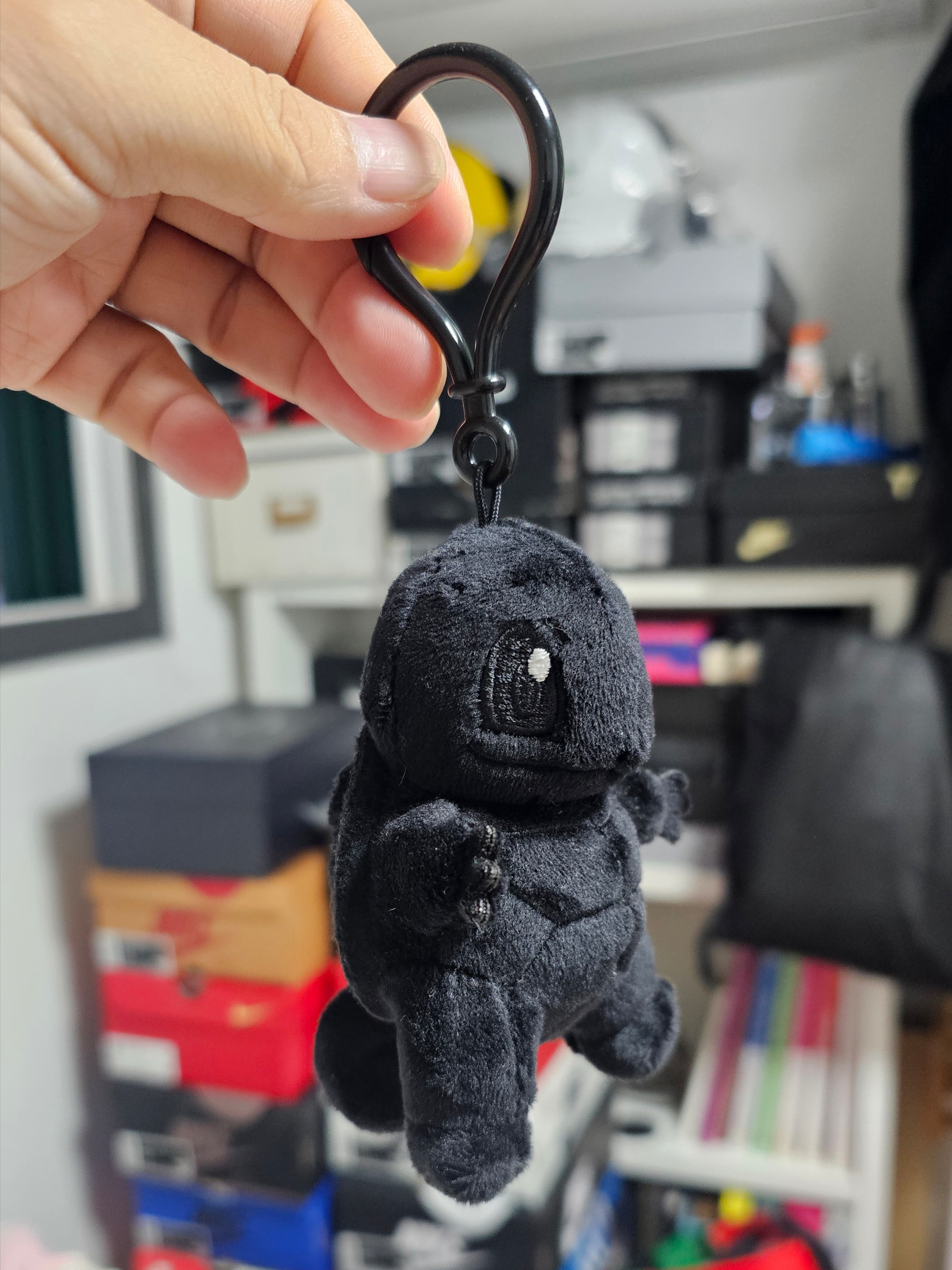 Fragment x Pokemon INN Thunderbolt Project TBP Mascot Key Ring Zenigame Black 착용 스타일