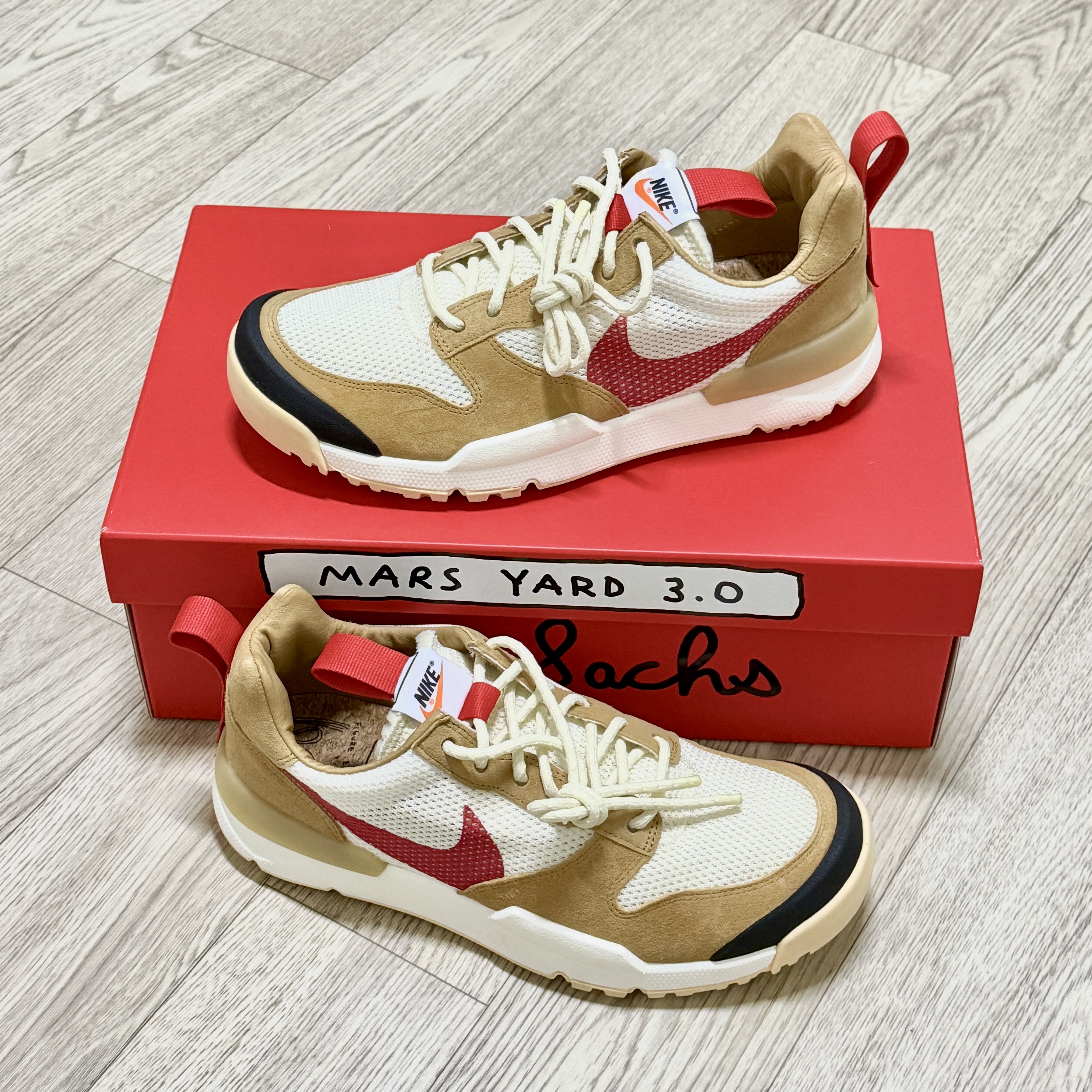Nike x Tom Sachs Mars Yard Shoe 3.0 Space Camp 착용 스타일 - 1