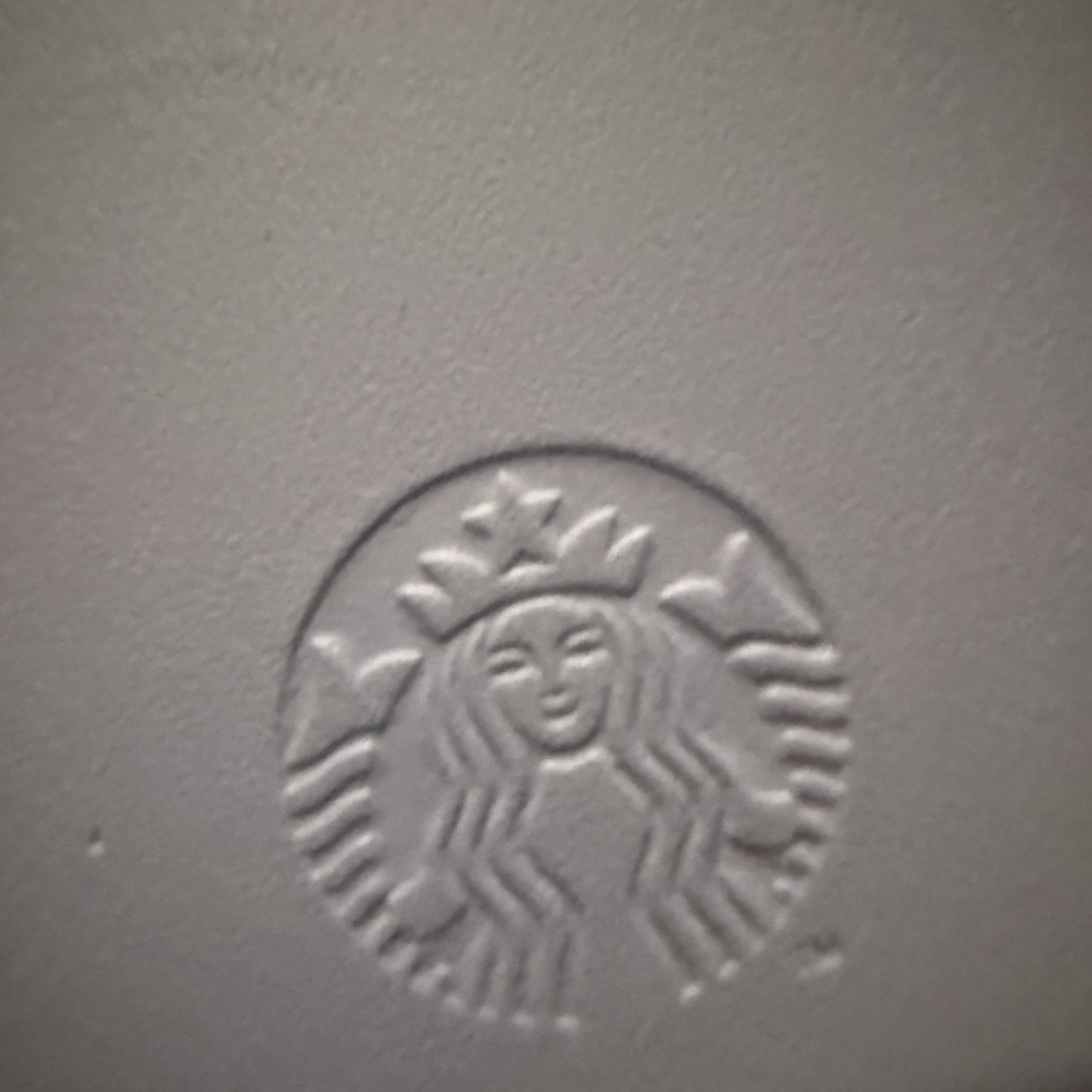 Starbucks Magnetic Card Wallet Light Purple 착용 스타일