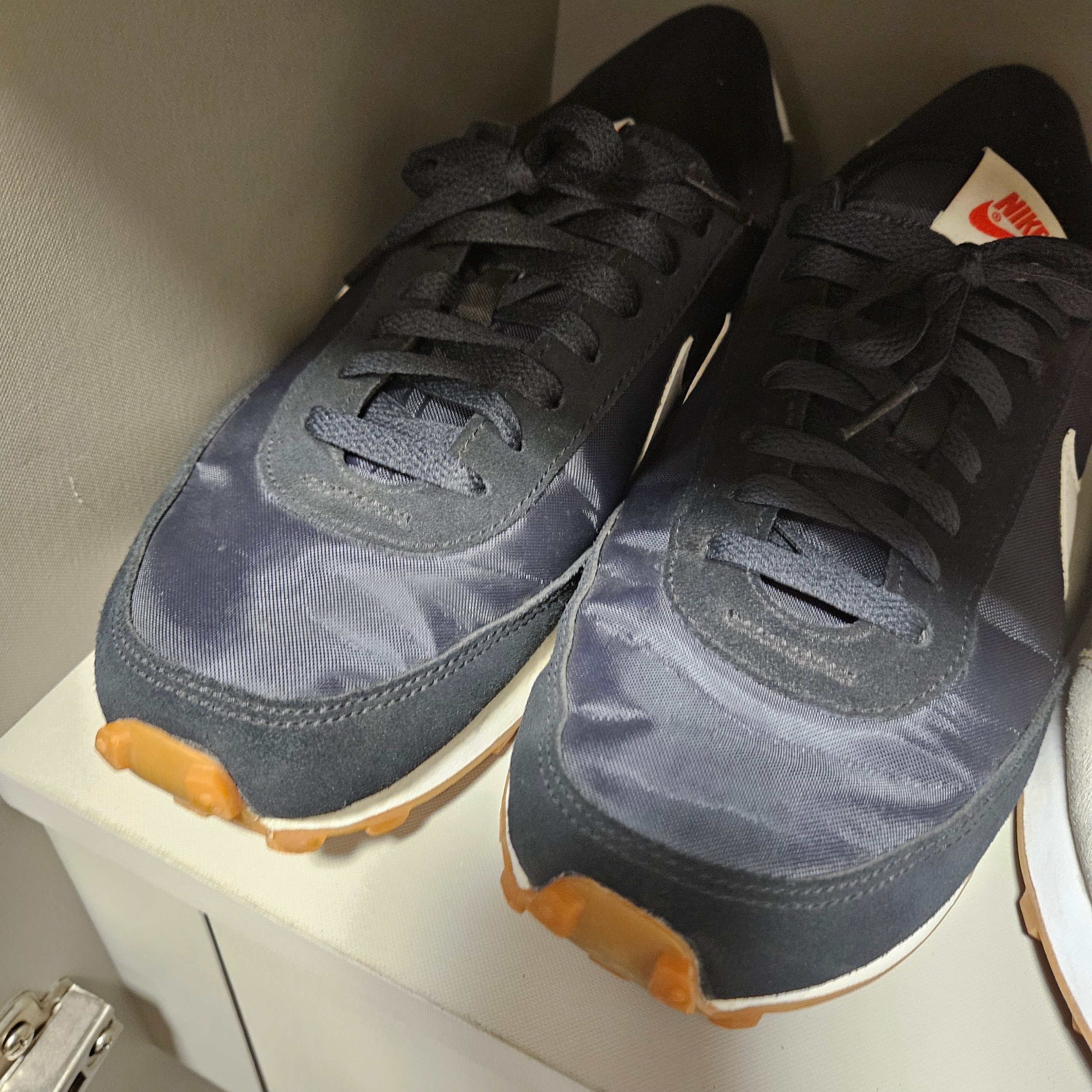 (W) Nike Daybreak Black White 착용 스타일