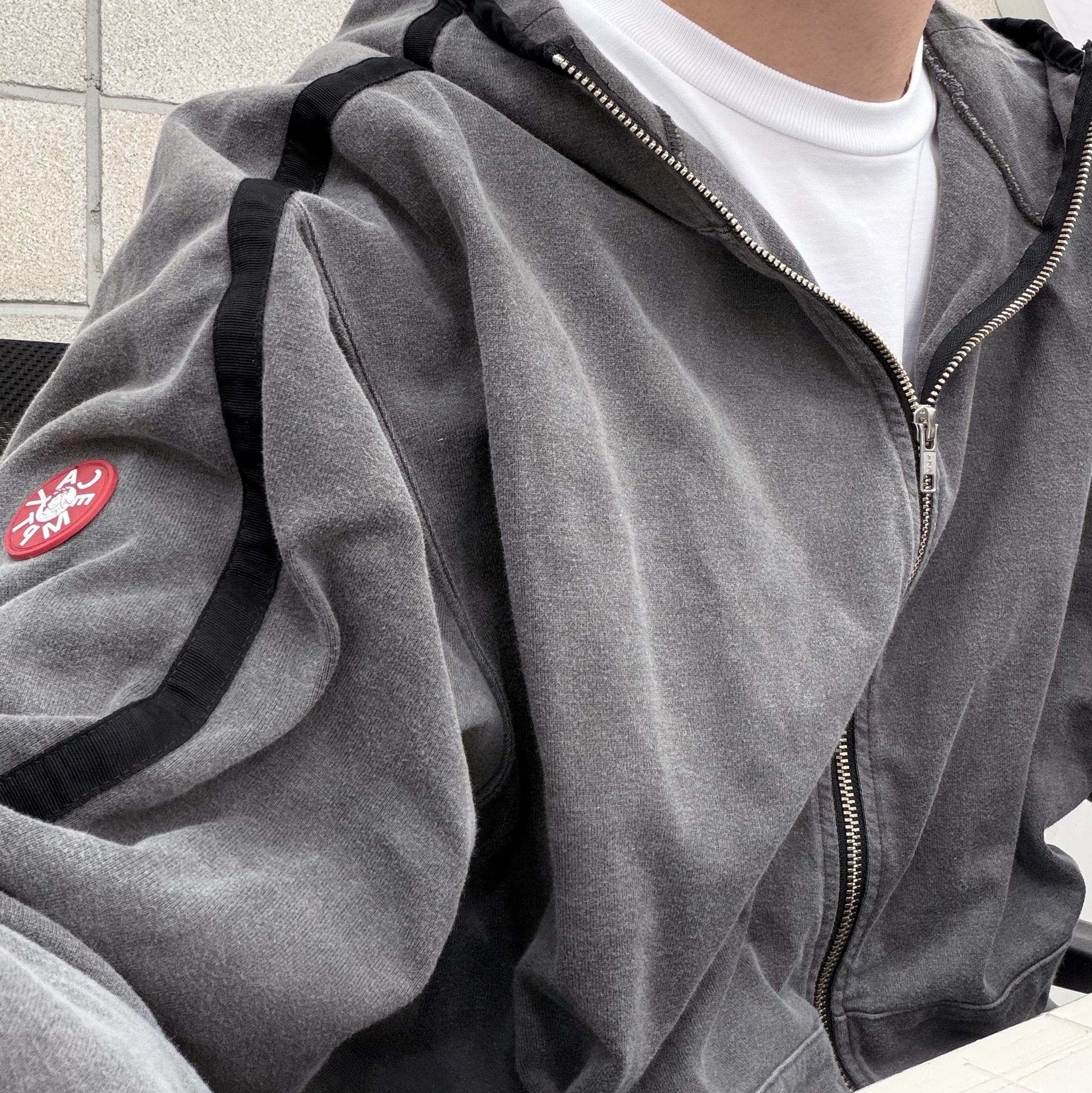 Cav Empt Overdye Taped Light Zip Hoody Charcoal - 24FW 착용 스타일