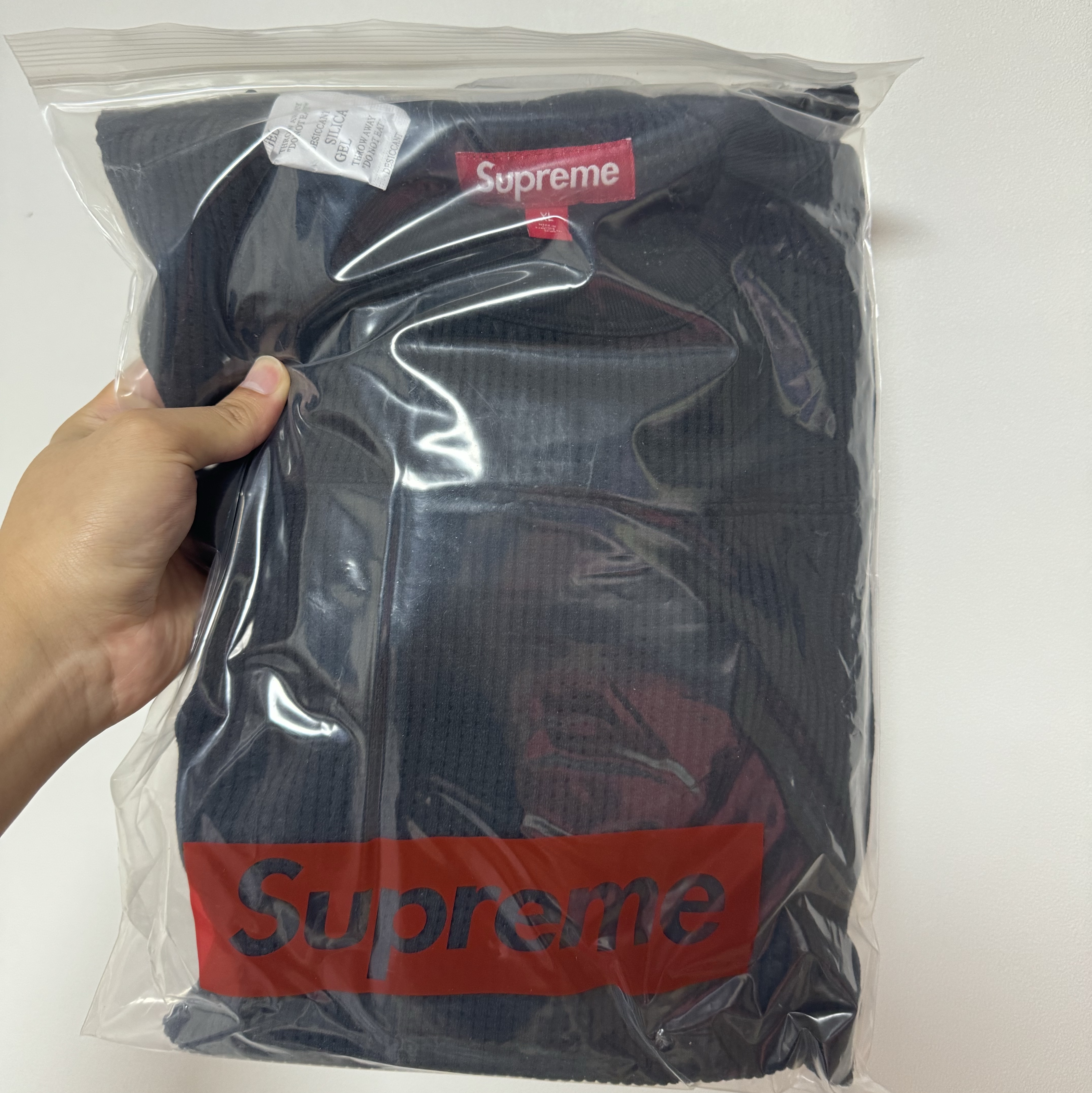 Supreme Polartec Mesh L/S Football Top Black - 25SS 착용 스타일
