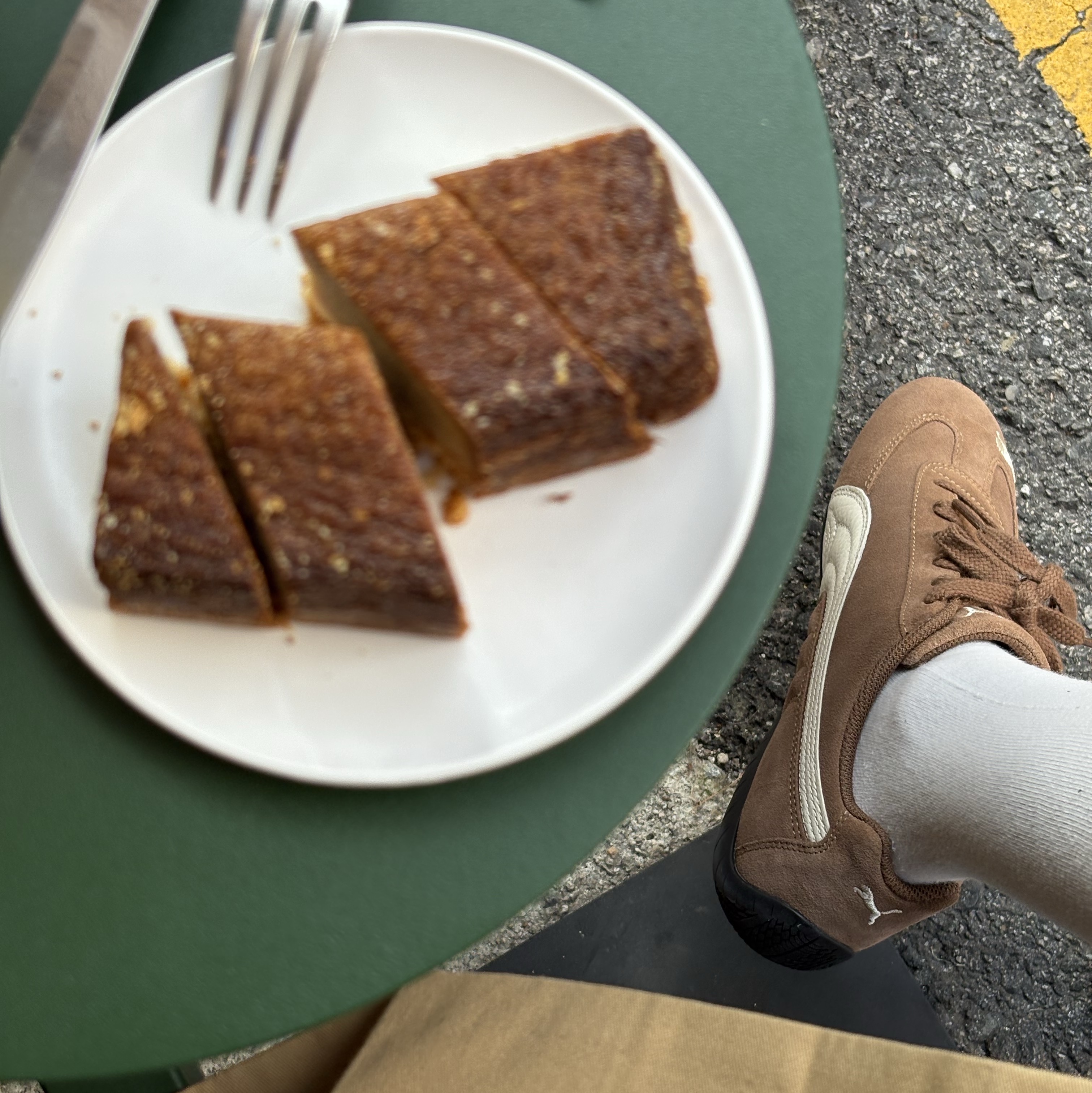 Puma Speedcat Archive Haute Coffee Frosted Ivory 착용 스타일 - 9