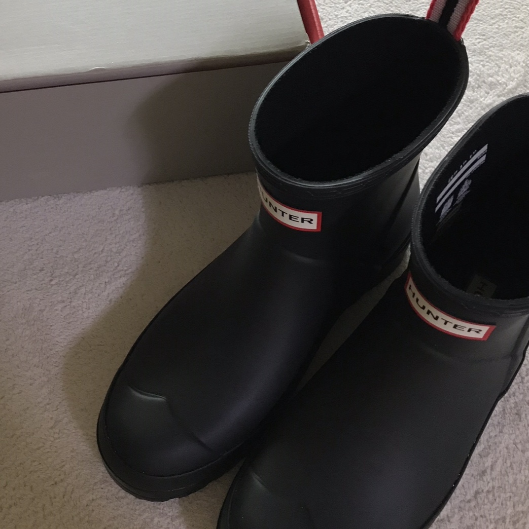 (W) Hunter Play Short Rain Boots Black 착용 스타일
