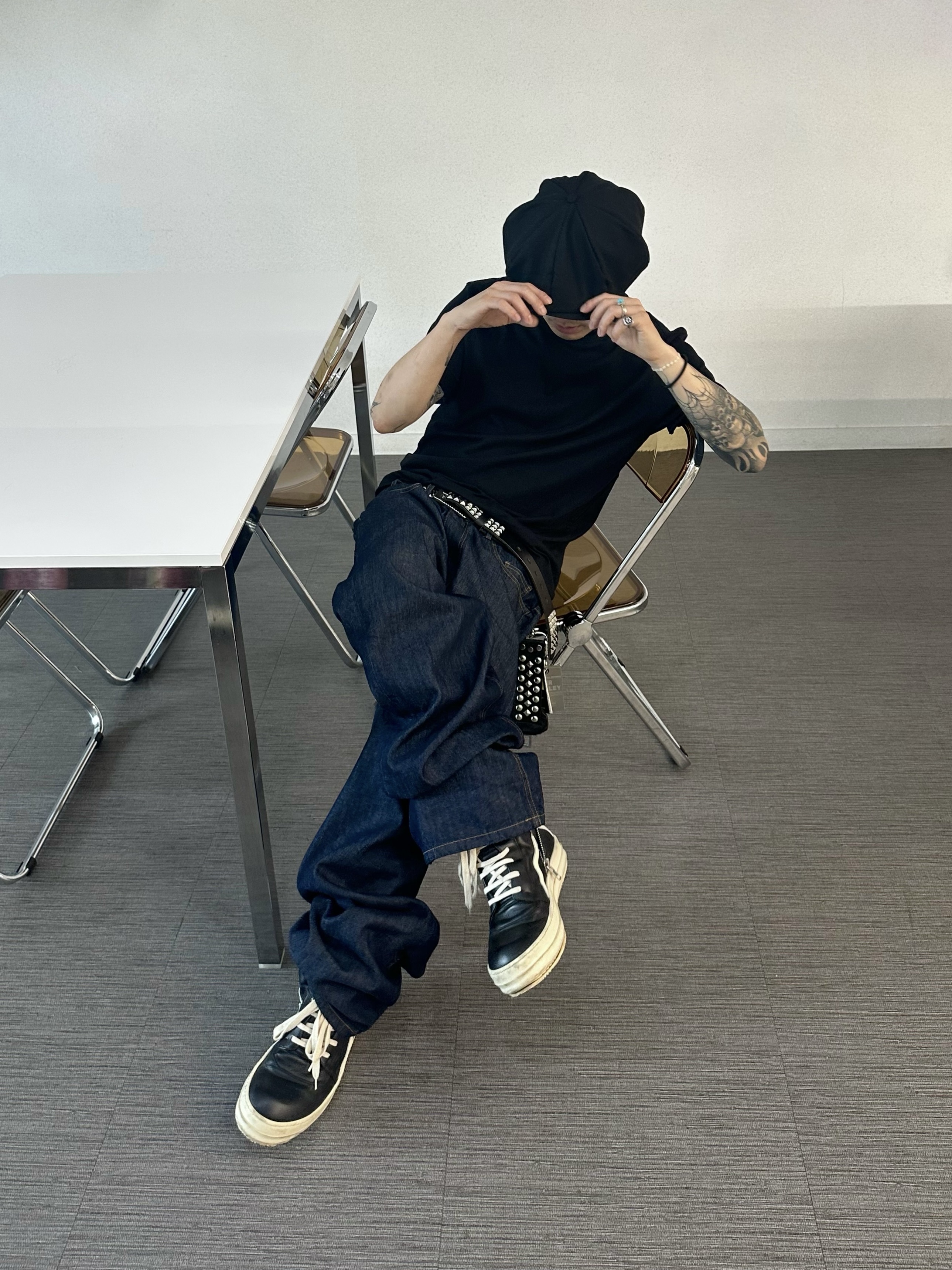 Rick Owens Geobasket Sneakers Black Milk 착용 스타일 - 3