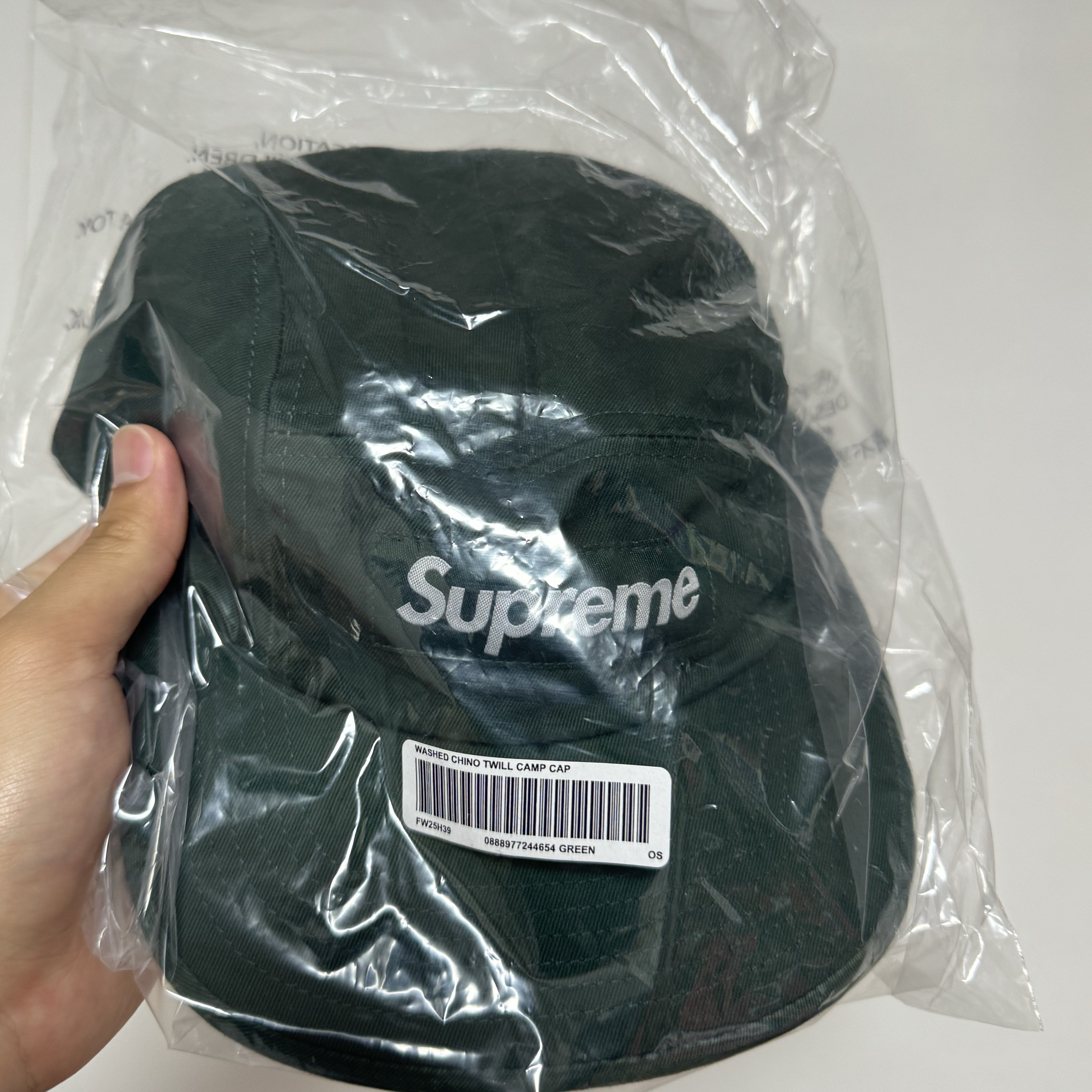 Supreme Washed Chino Twill Camp Cap Pine - 25FW 착용 스타일