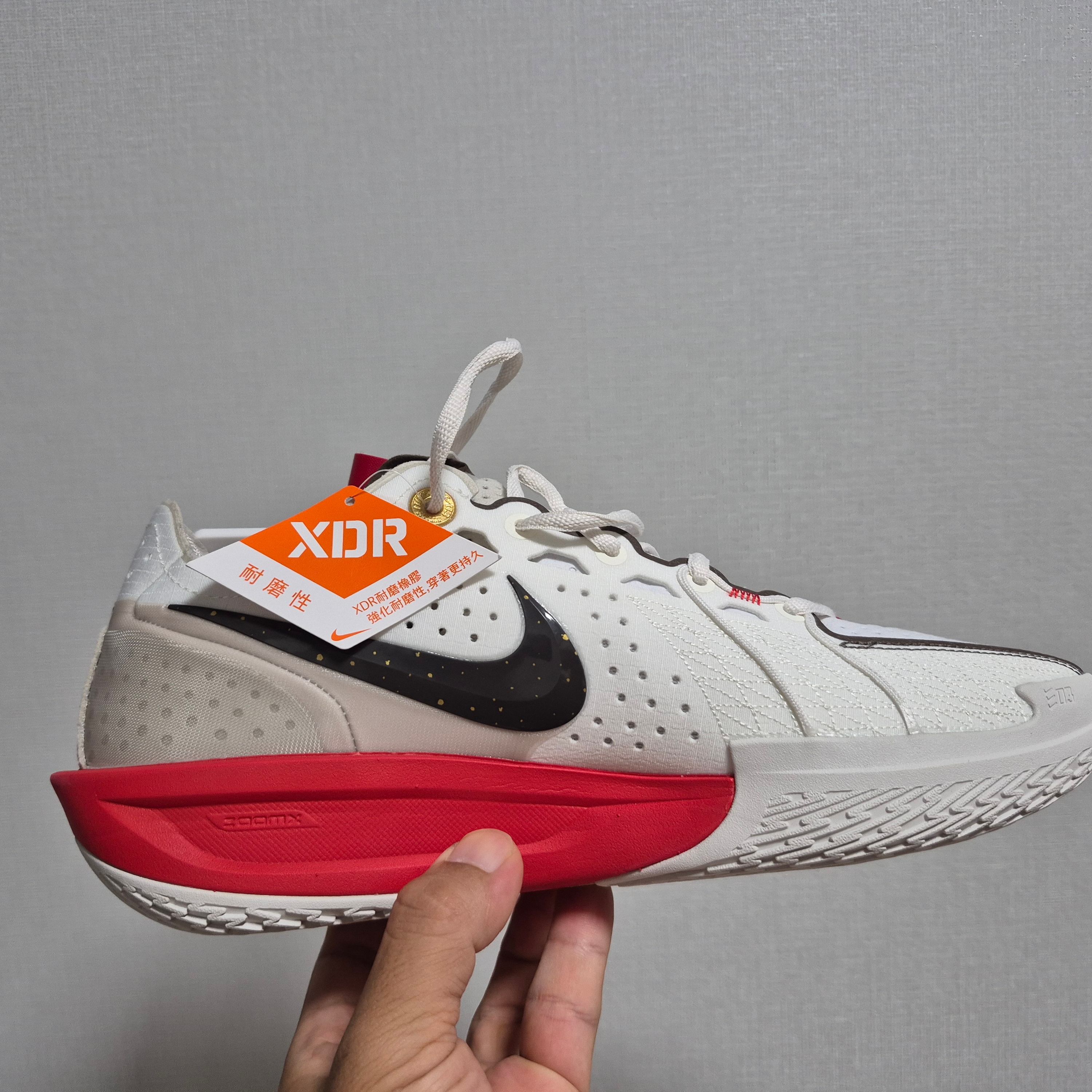 Nike Air Zoom GT Cut 3 EP Sail Light Khaki 착용 스타일 - 2
