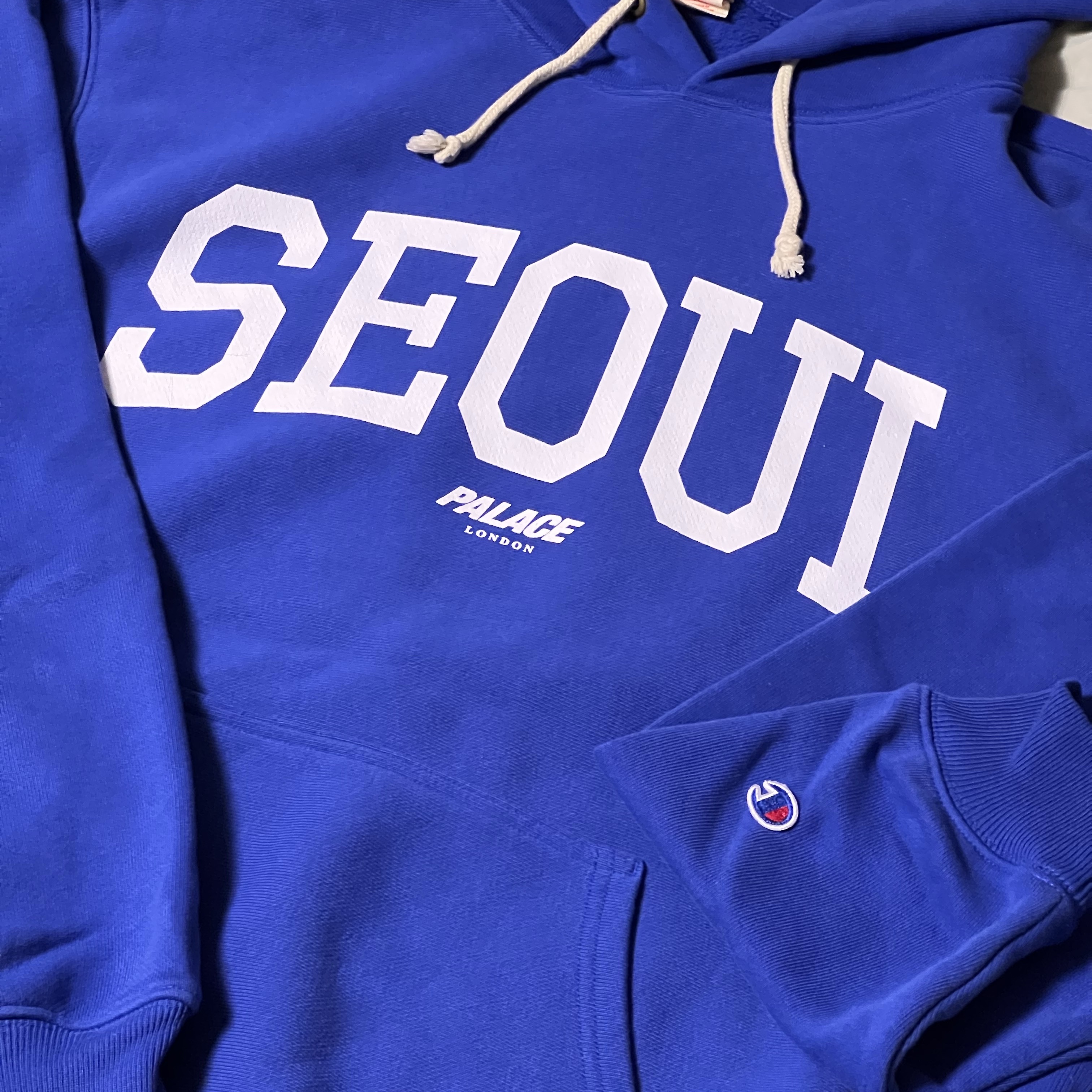 Palace x Champion Shop Hood Seoul Blue - 24FW 착용 스타일
