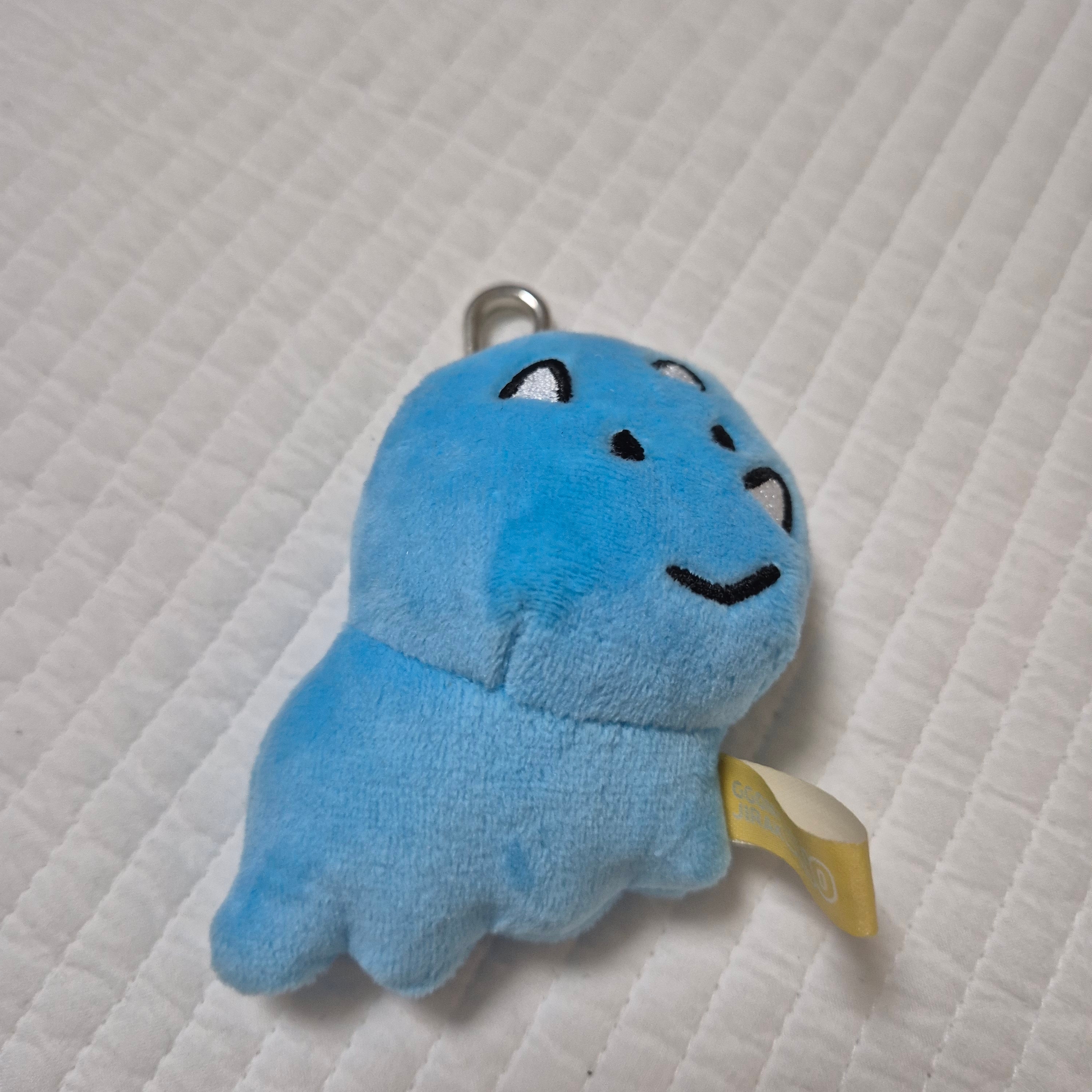 Many a Little Ggom Jirak Dino Key Ring Mascott Tricera 착용 스타일