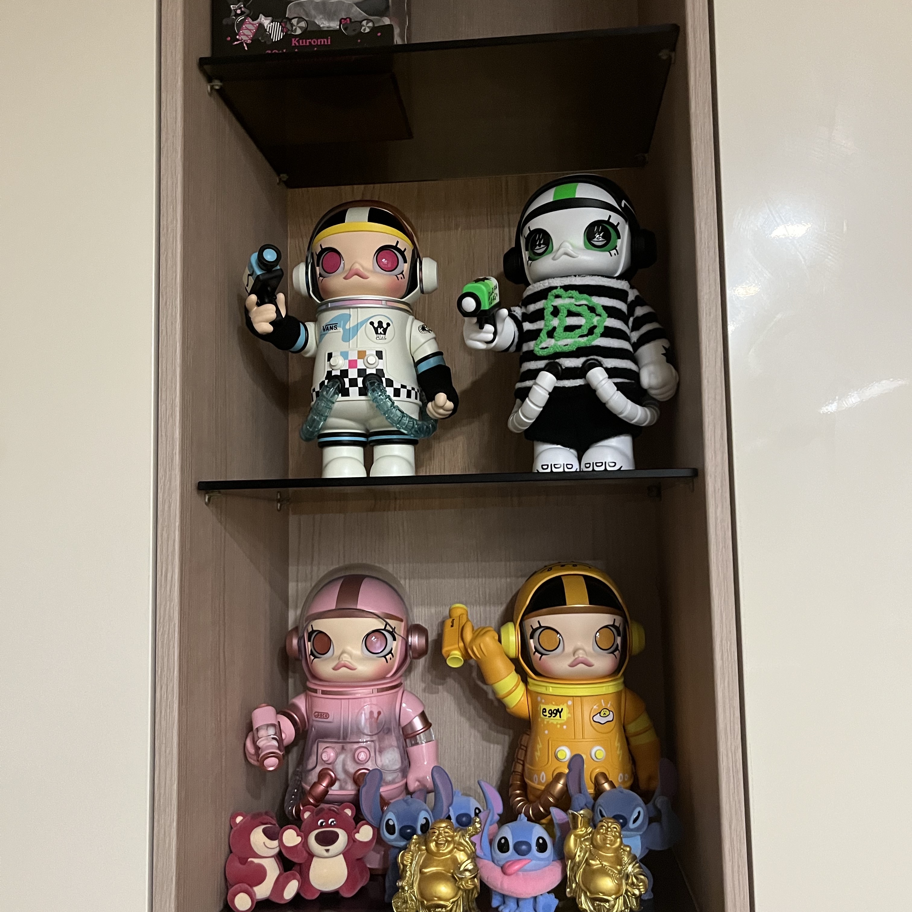 Pop Mart x Vans Mega Space Molly 400%, Pop Mart Mega Space Molly Lala Company Durian Man 400% 착용 스타일 - 1