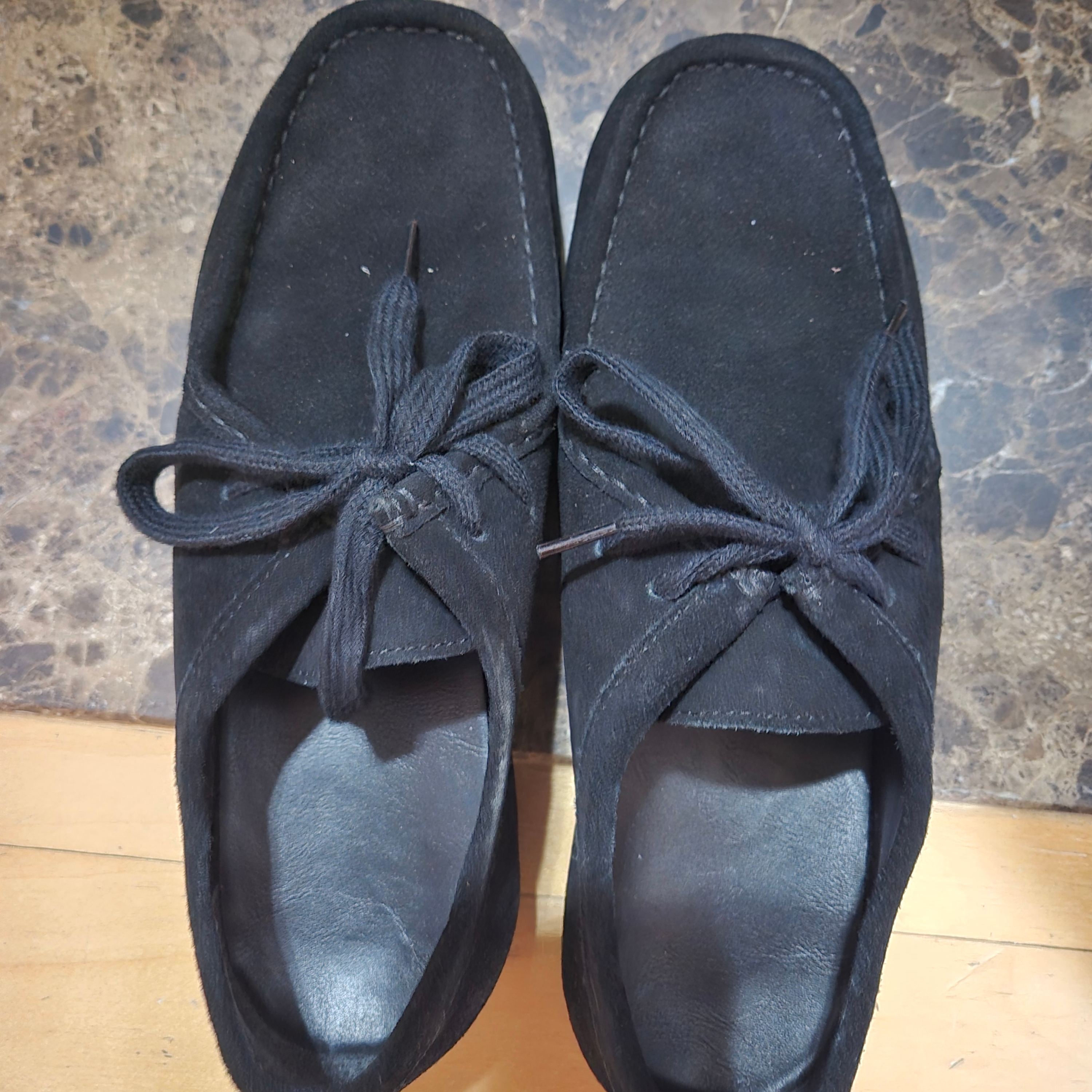 GU Real Leather Moccasin Shoes Black 착용 스타일