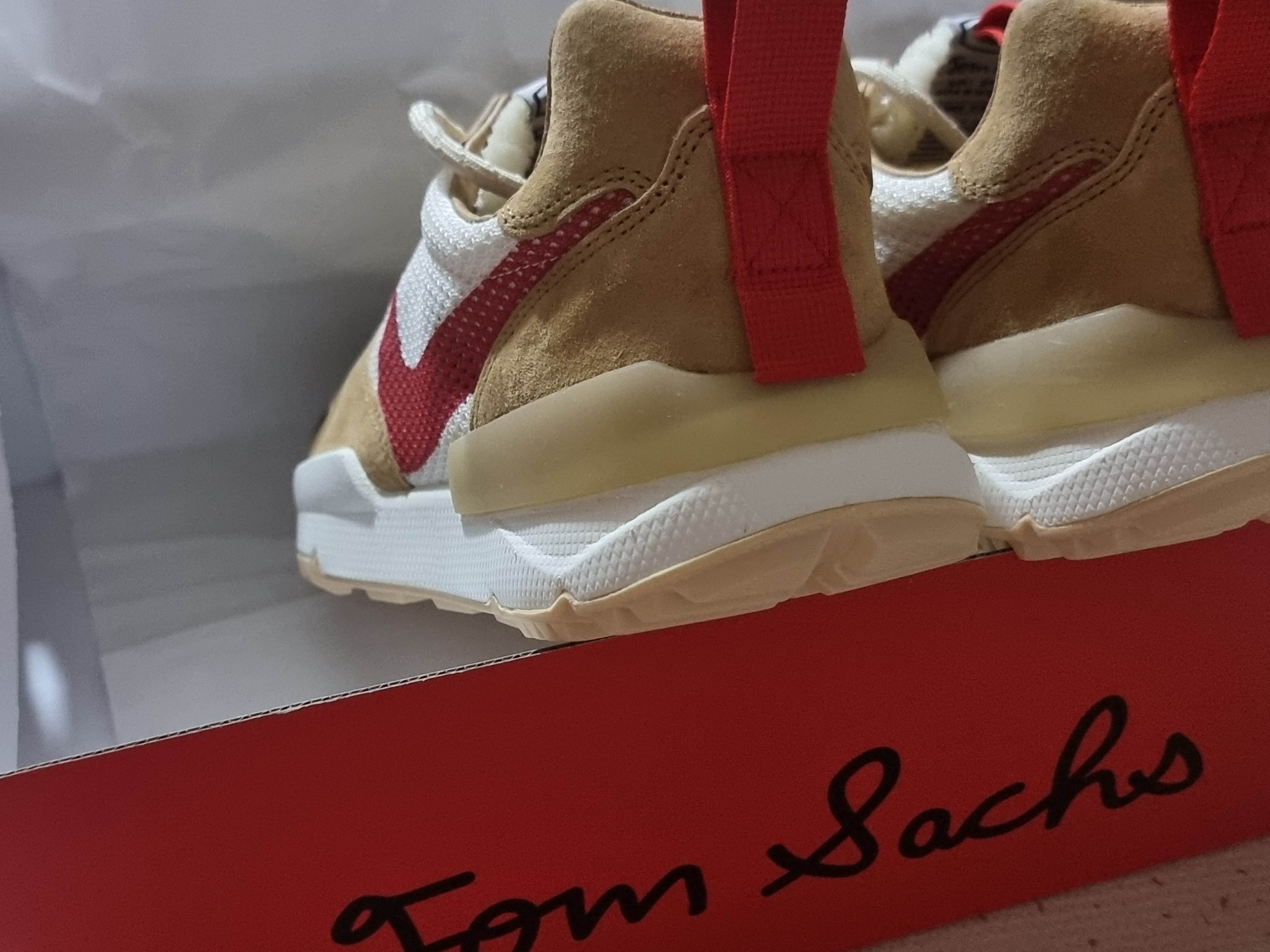 Nike x Tom Sachs Mars Yard Shoe 3.0 Space Camp 착용 스타일