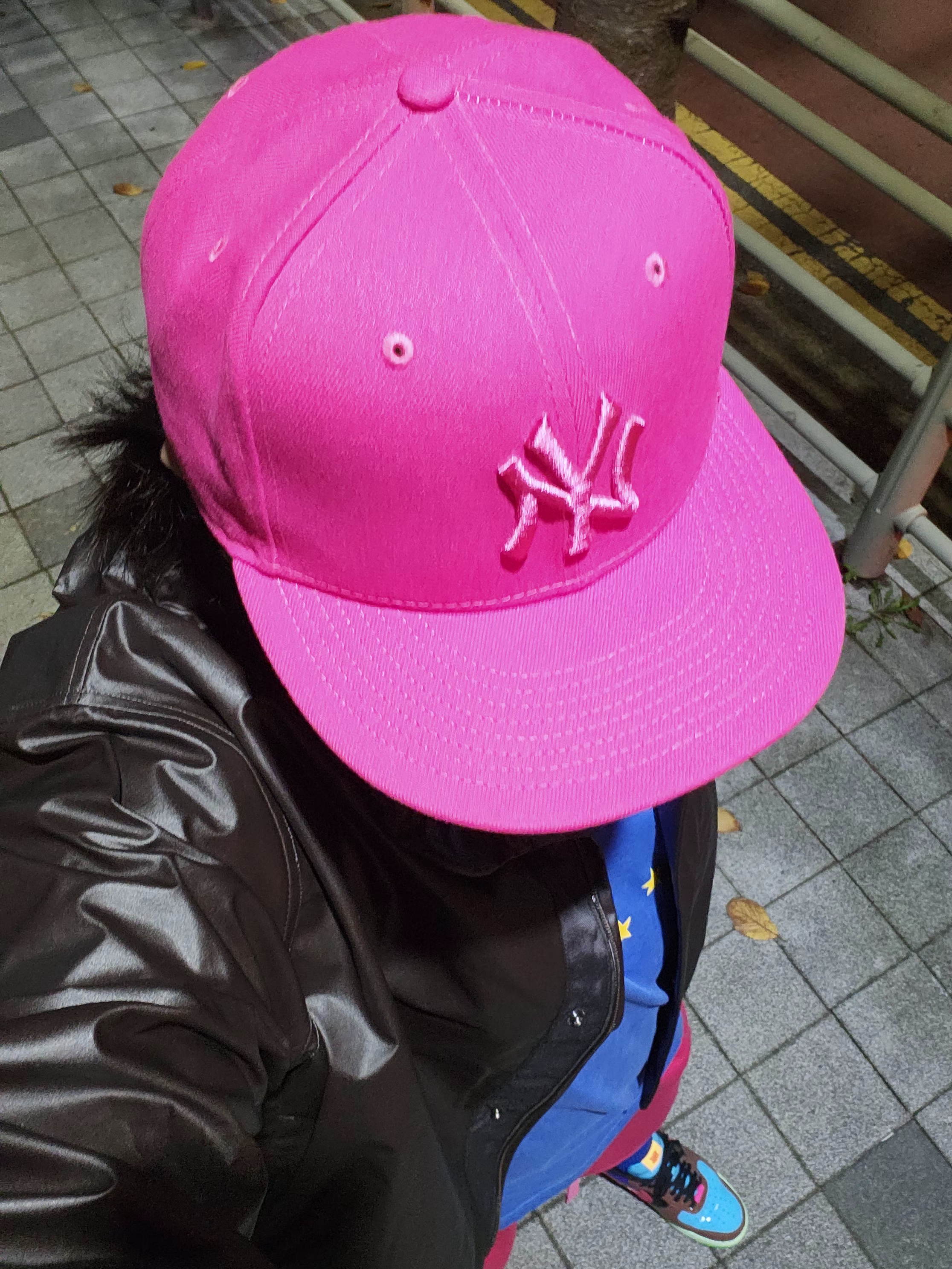Souvenir Official Eunify T-Shirt Blue 2022, Nike x Undefeated Air Force 1 Low SP Multi Patent Pink Prime 착용 스타일 - 3