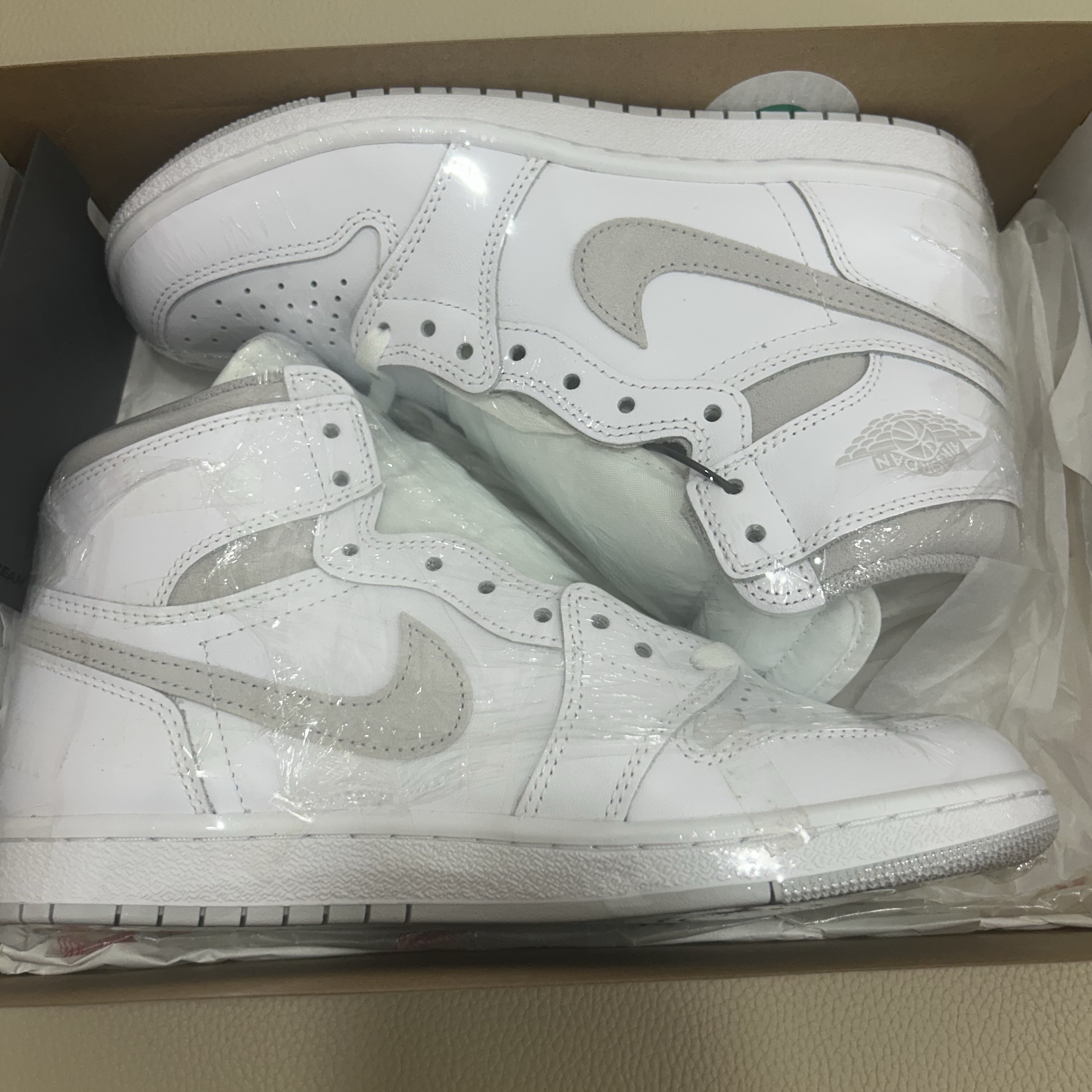 Jordan 1 High 85 Neutral Grey 착용 스타일 - 1