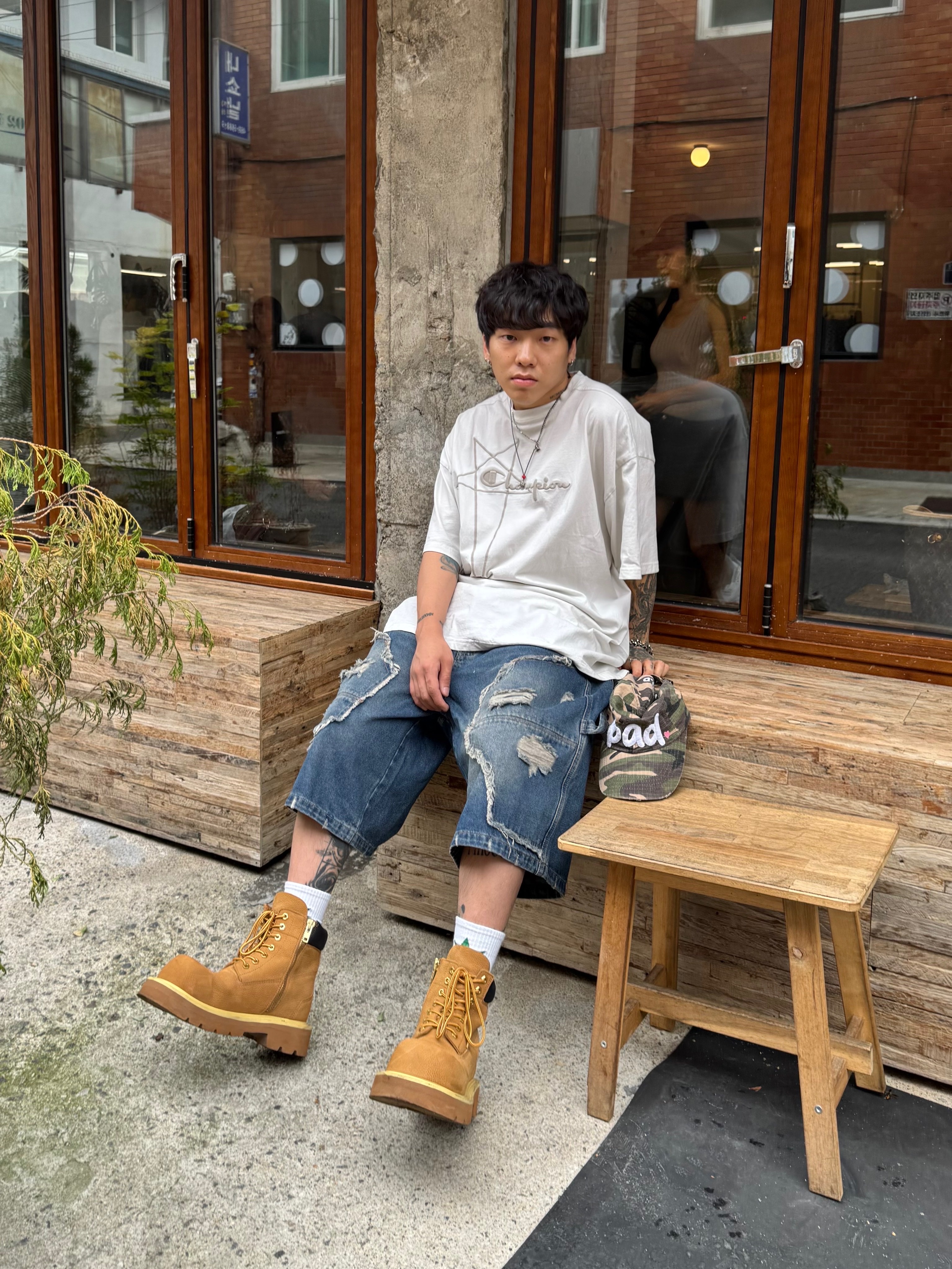 SOULESURES BOLD BELUGA Dune Camel 착용 스타일 - 3