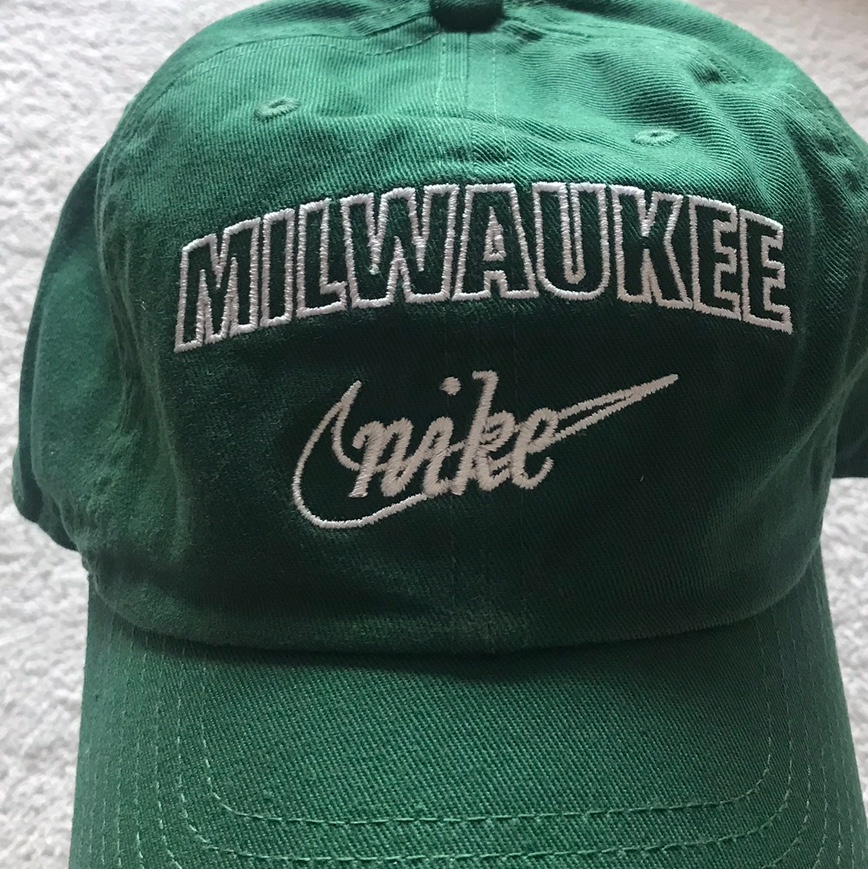 Nike Heritage 86 NBA Cap Milwaukee Bucks 착용 스타일
