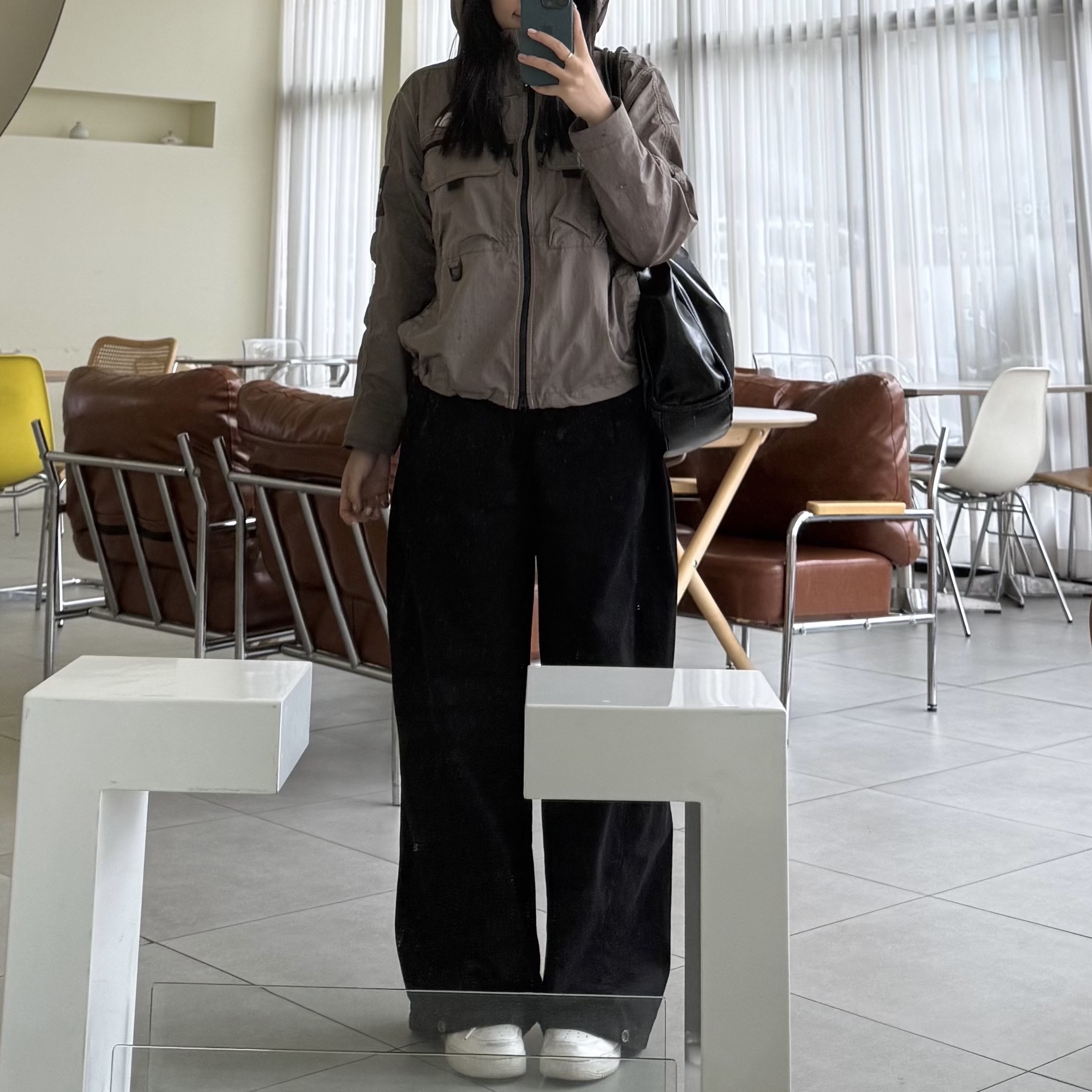 The North Face Sheldon Jacket Beige Brown - 25SS, (W) Nike Air Force 1 '07 Low White 착용 스타일