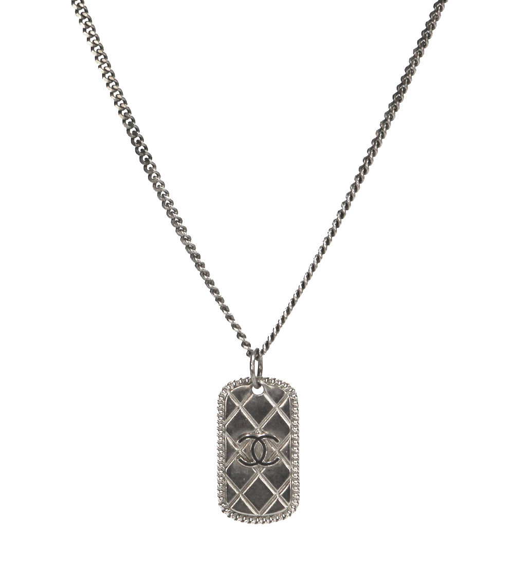 샤넬 CC 도그 태그 실버 목걸이 A-B33562(Chanel CC Dog Tag Silver Necklace) - 1