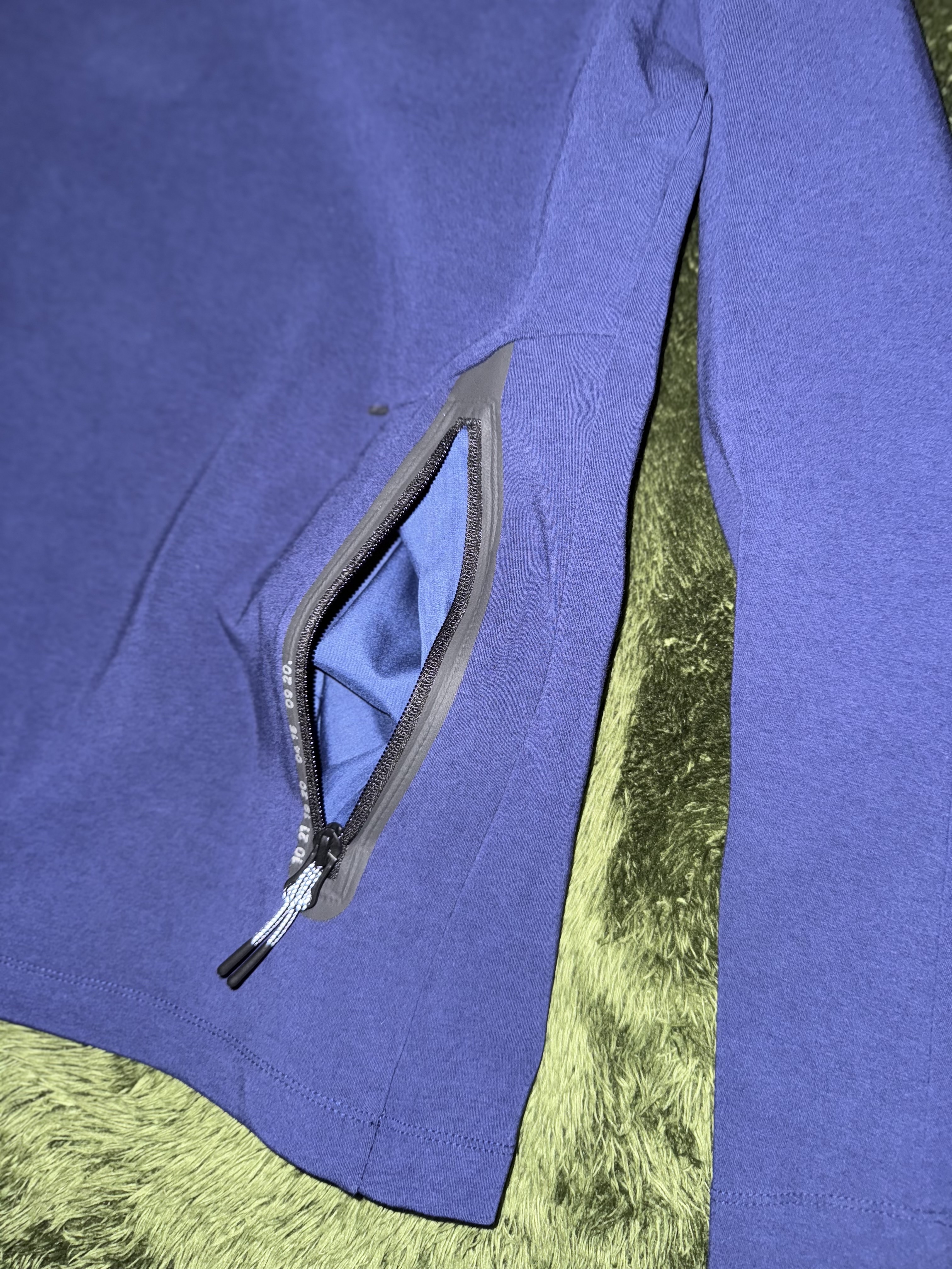 Nike 2020/21 Tottenham Hotspur NSW Tech Pack Crew Top Navy (Non Marking Ver.) 착용 스타일 - 10