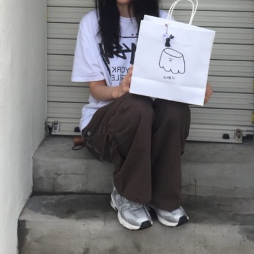 New Balance 530 Steel Grey, Stussy World Tour T-Shirt White 2023 착용 스타일