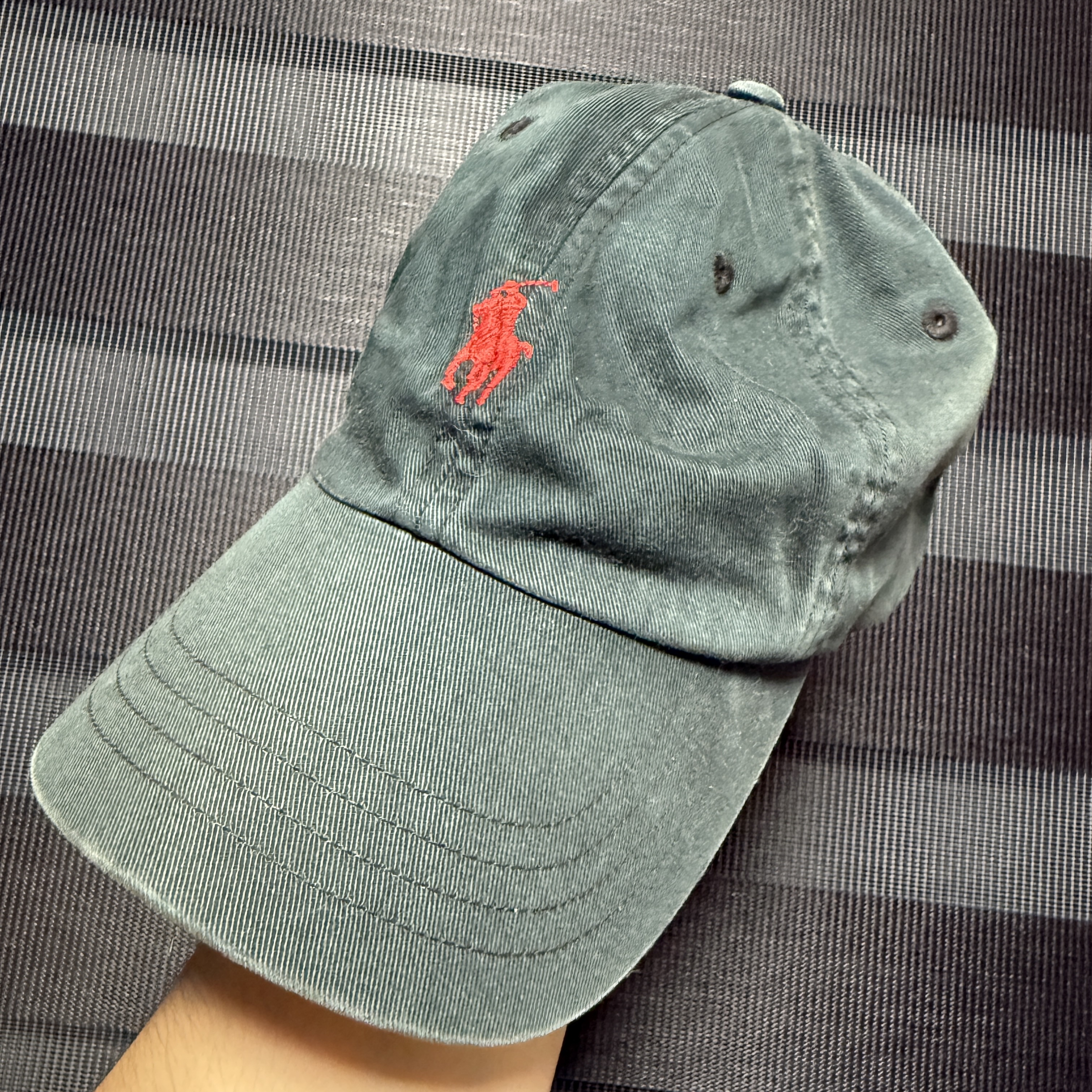 [30%적립] Polo Ralph Lauren Cotton Chino Ball Cap Polo Black 착용 스타일