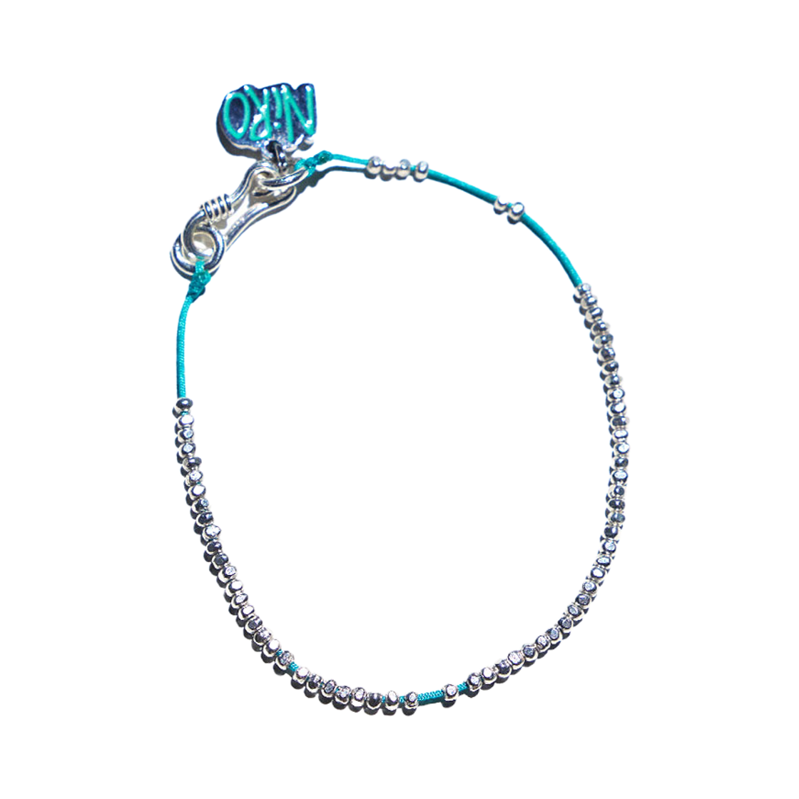 #131-70MINT NiRO.SERENDiPiTY Caren Sllver Thread Bracelet #131 (70%) Mint
