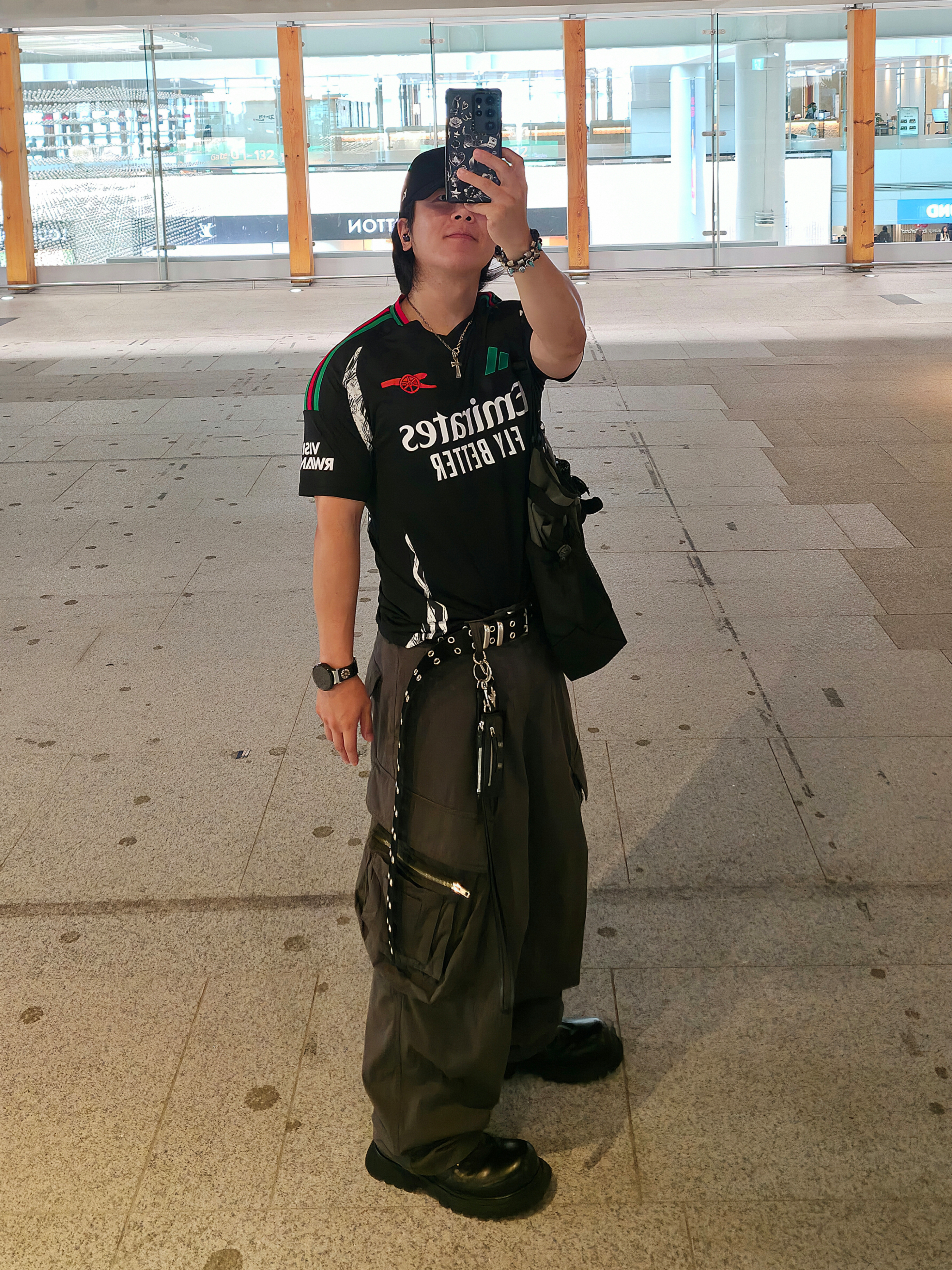 Adidas Arsenal 2024/25 Away Jersey Black - KR Sizing (Non Marking Ver.), Kamien x KOIN SEOUL K Logo Ball Cap Black 착용 스타일 - 1