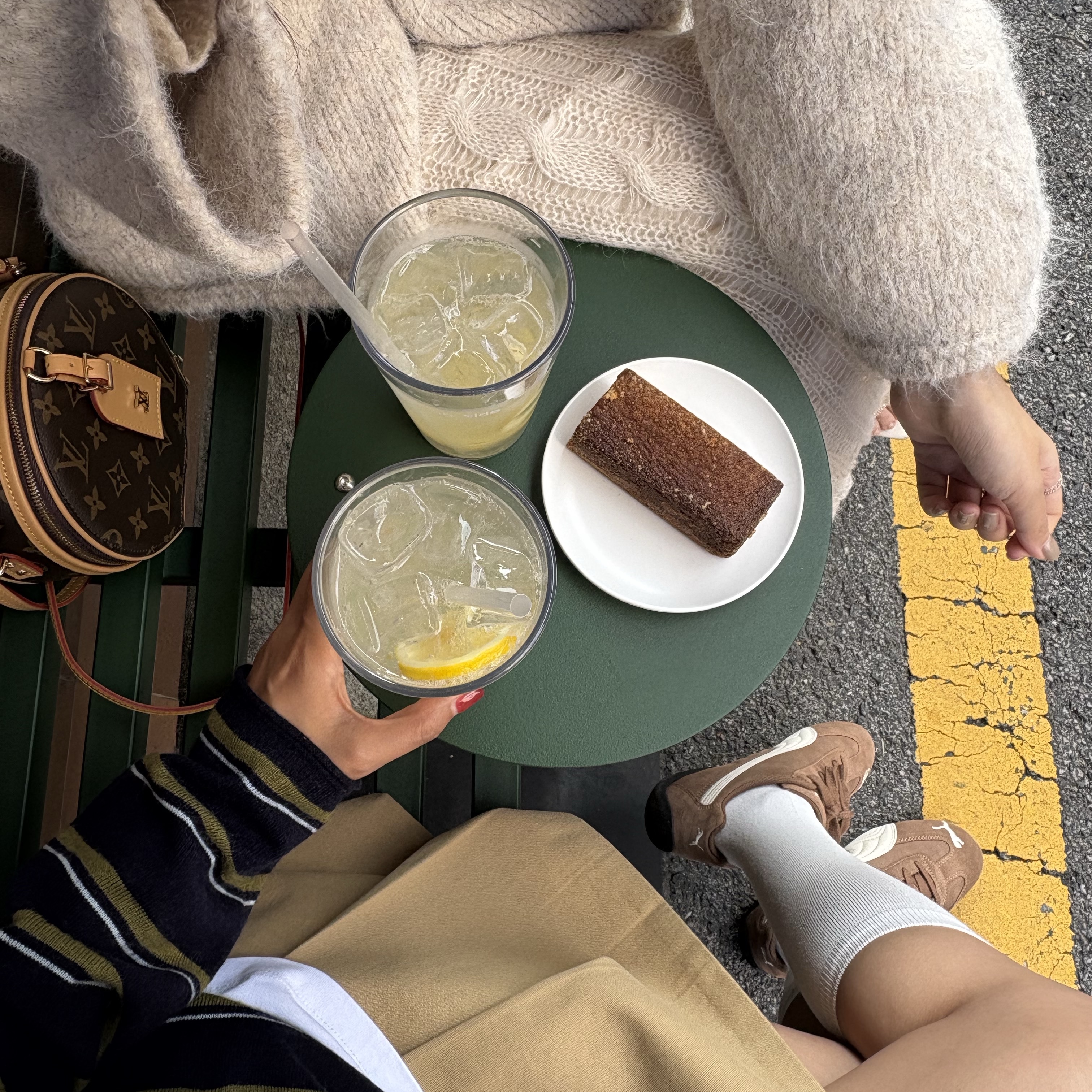 Puma Speedcat Archive Haute Coffee Frosted Ivory 착용 스타일 - 8